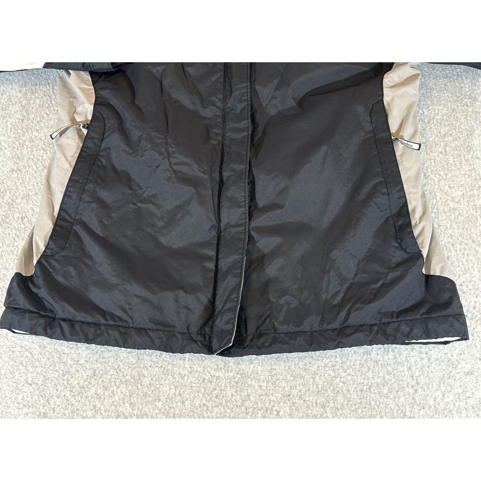 Vintage Columbia Jacket Womens Medium Black Hooded Insulated Lined Parka Winter Snow Ski Size M / US 6-8 / IT 42-44 - 2 Thumbnail