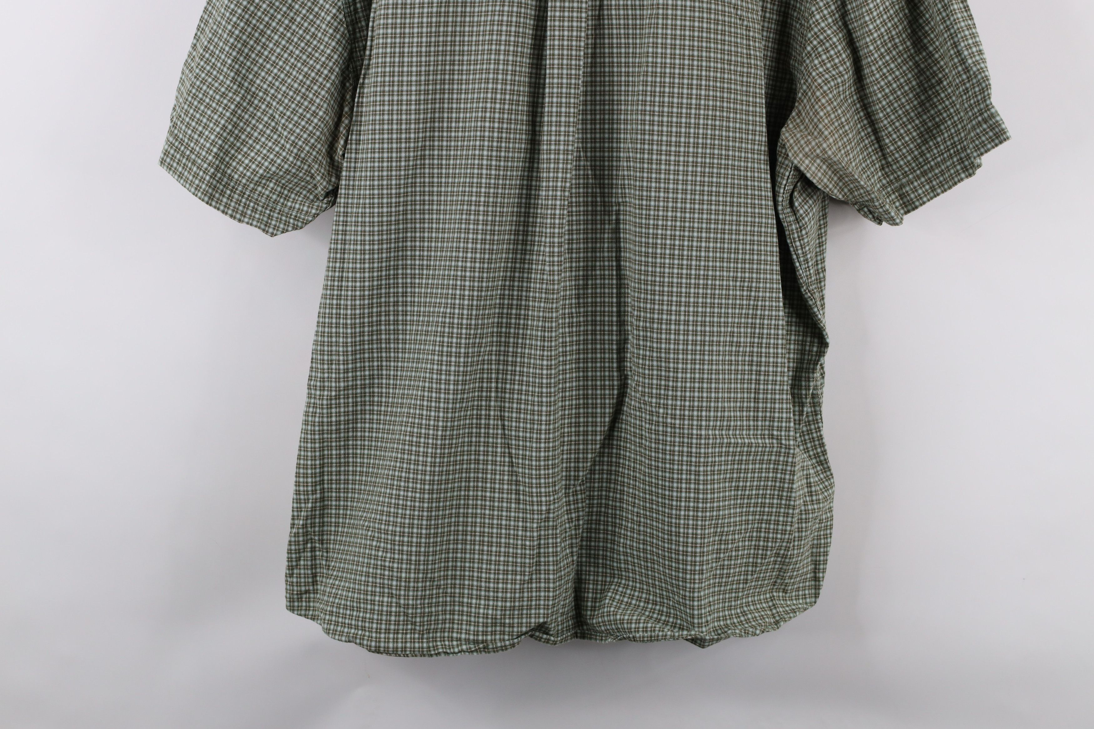 Vintage × Woolrich Woolen Mills Vintage Woolric Spell Out Short Sleeve Button Down Shirt Size US XXL / EU 58 / 5 - 13 Thumbnail
