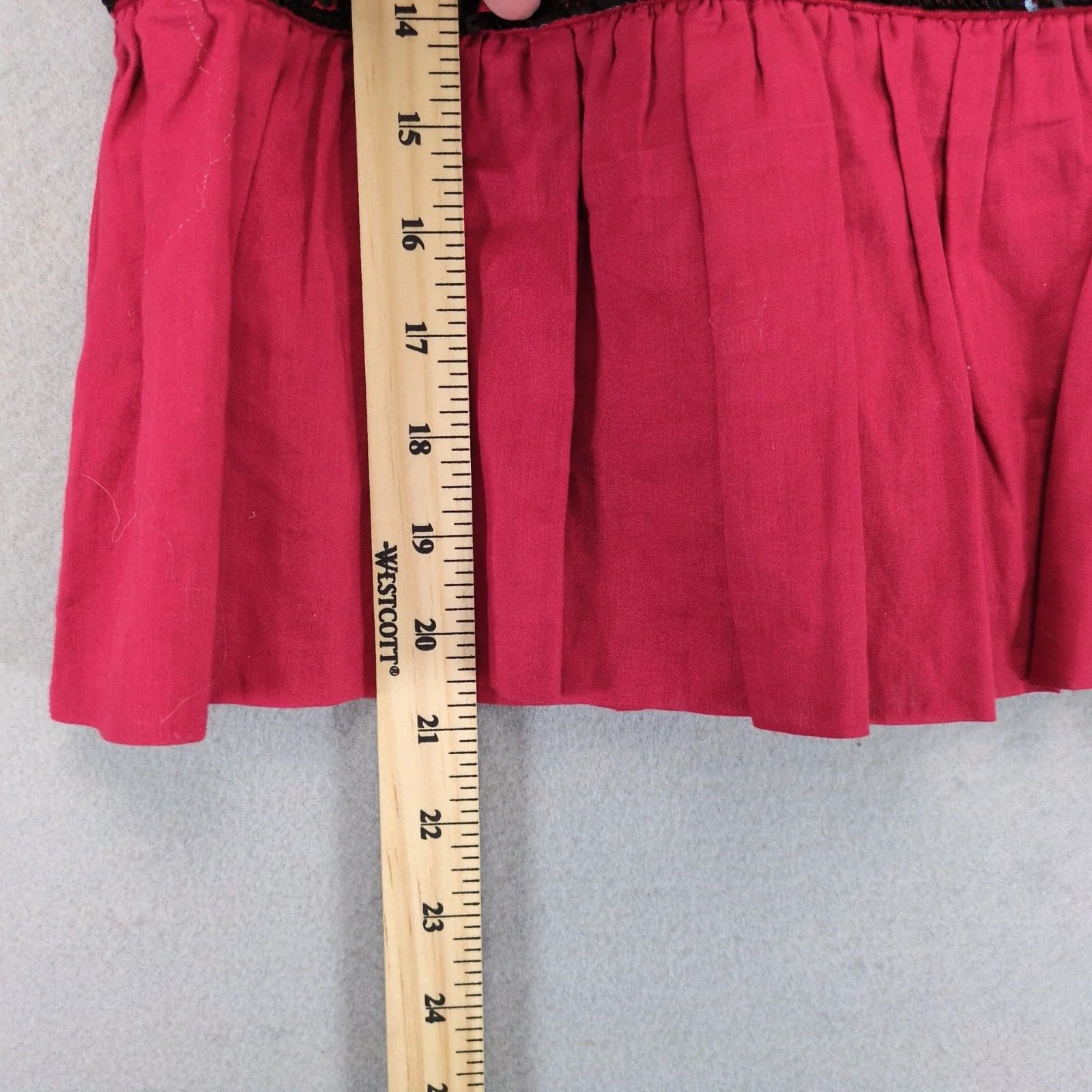 Anthropologie Moulinette Soeurs Suelta Skirt Red Black Sequin Knee Length Size 26" / US 2 / IT 38 - 9 Thumbnail