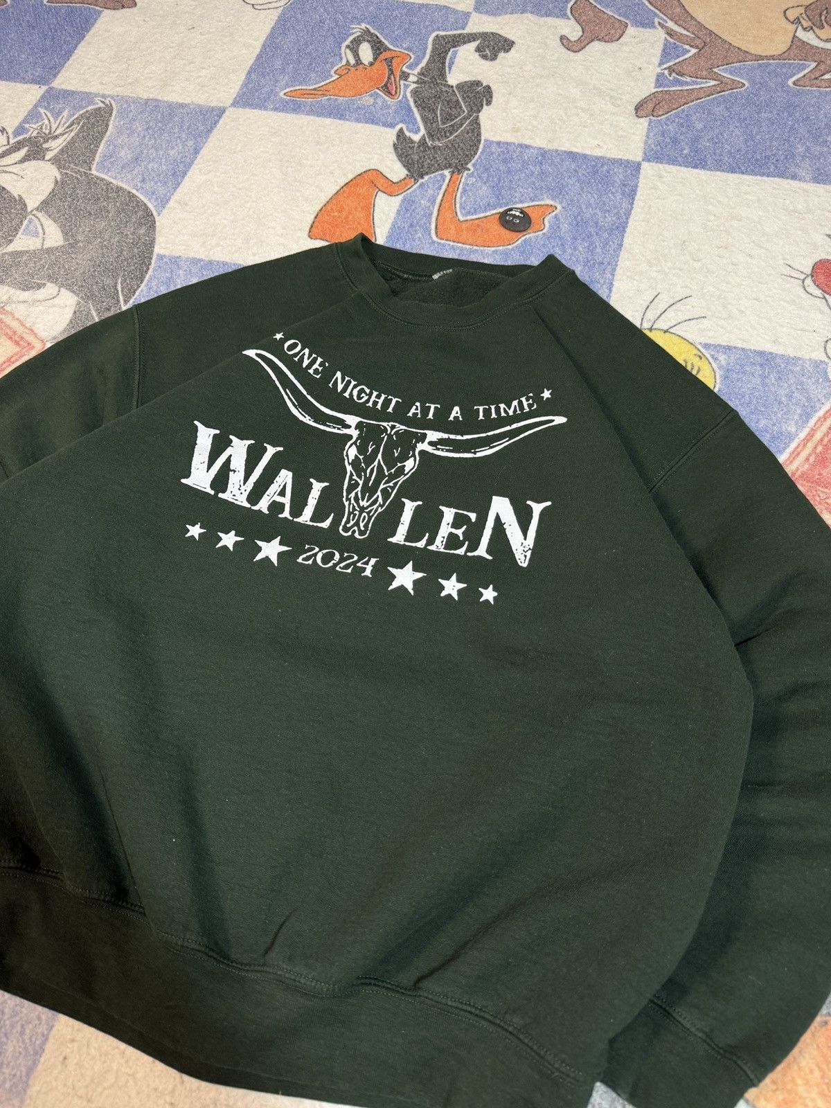 Other Morgan wallen one night at a time crewneck Size US L / EU 52-54 / 3 - 2 Thumbnail