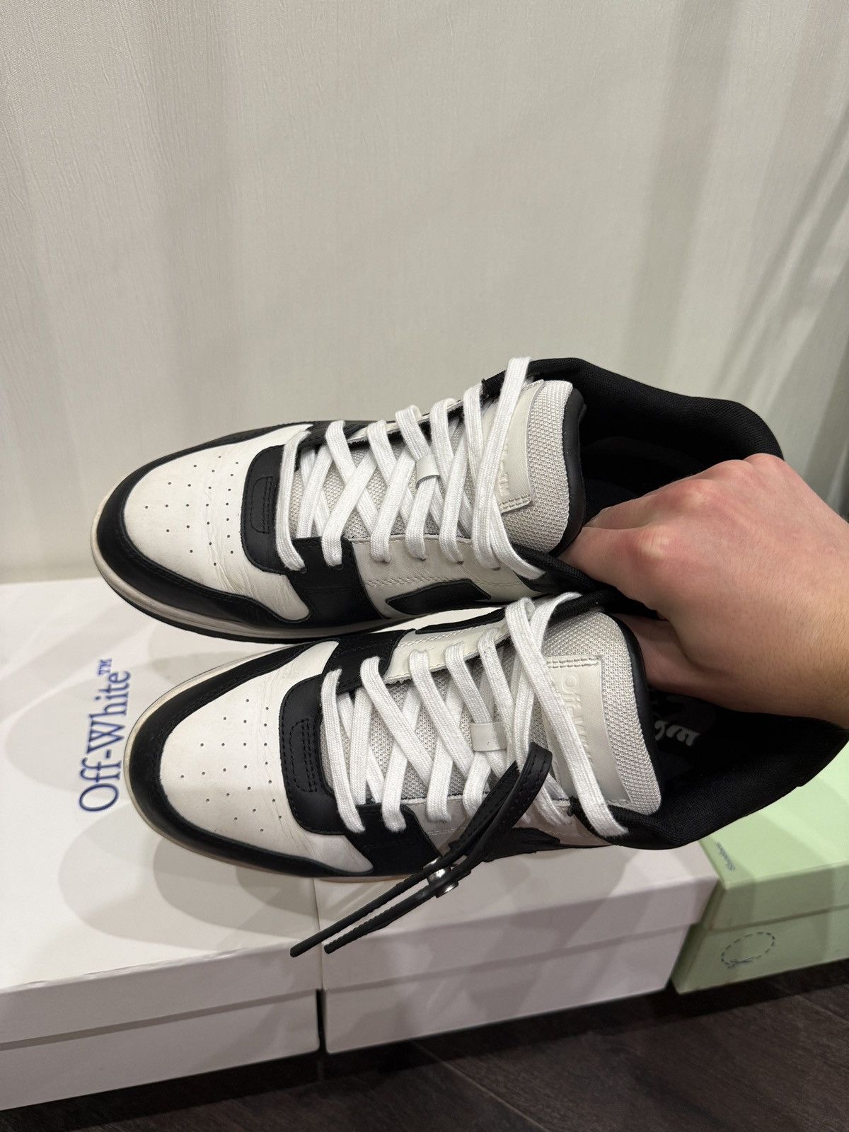 Off-White Off White out of office Size US 12 / EU 45 - 3 Thumbnail