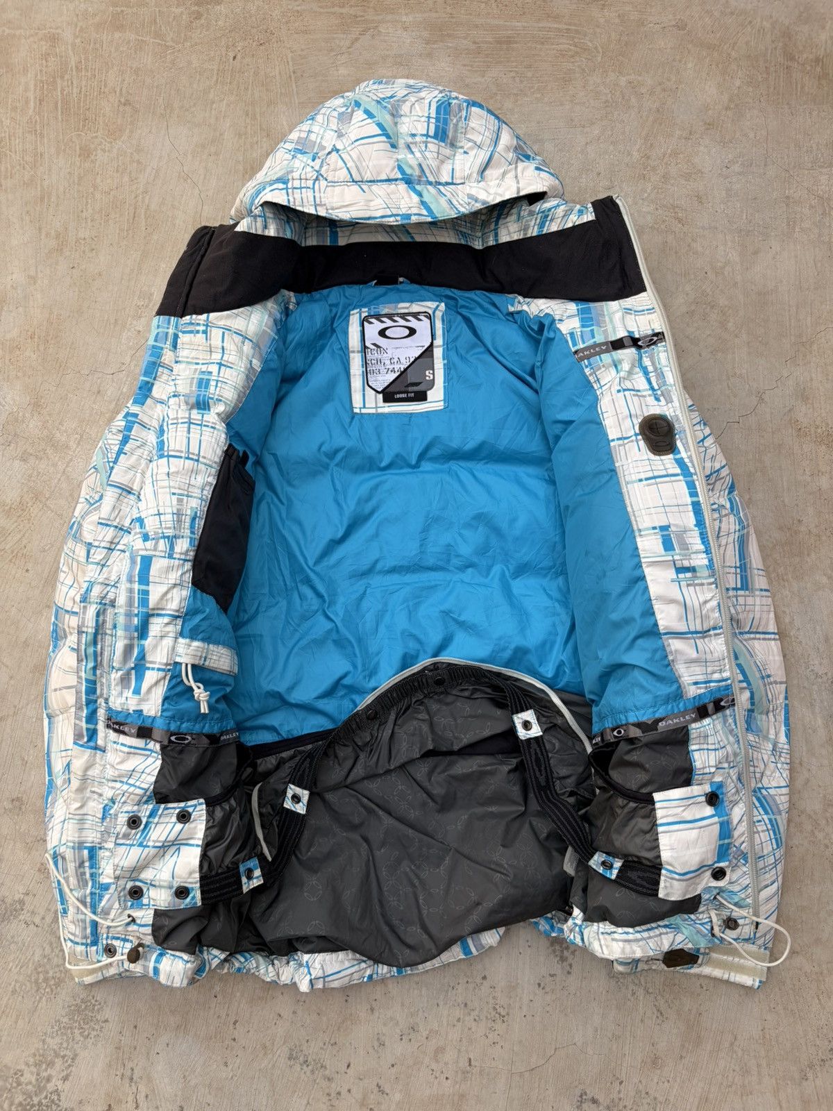 Oakley 00s Oakley Down Geometric Pattern Magnetic Closure Jacket Size US S / EU 44-46 / 1 - 3 Thumbnail
