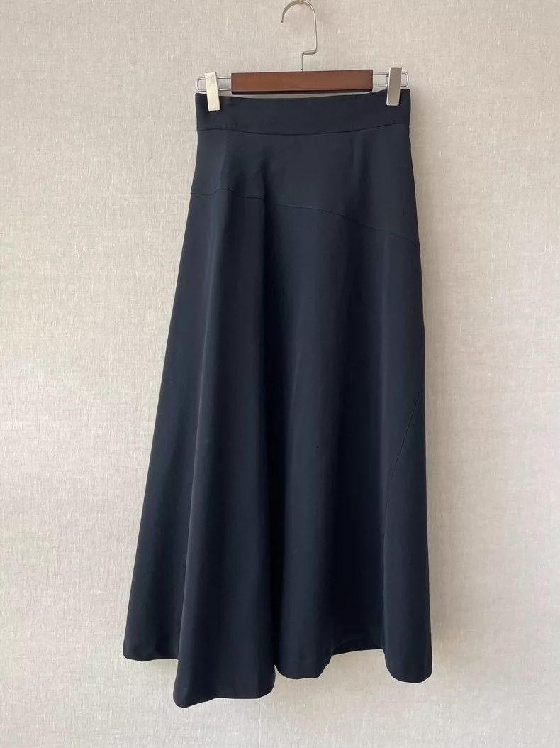 Comme des Garcons Comme des Garcons size S Skirt with bias cut structure Size 25" / US 0 / IT 36 - 1 Thumbnail