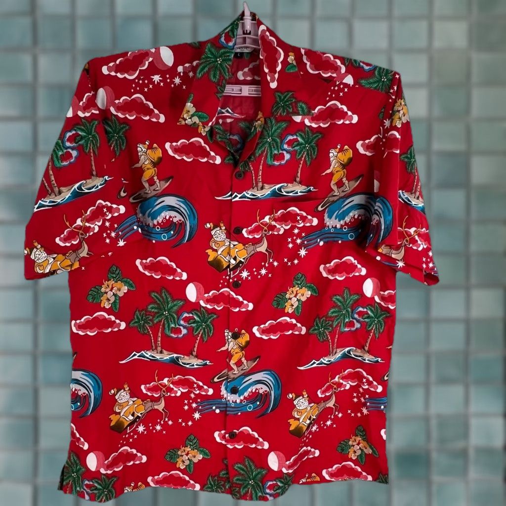 ALOHAS Alvish Hawaii Surfing Santa Christmas Hawaiian Aloha Button Shirt Mens size L Size US L / EU 52-54 / 3 - 1 Thumbnail