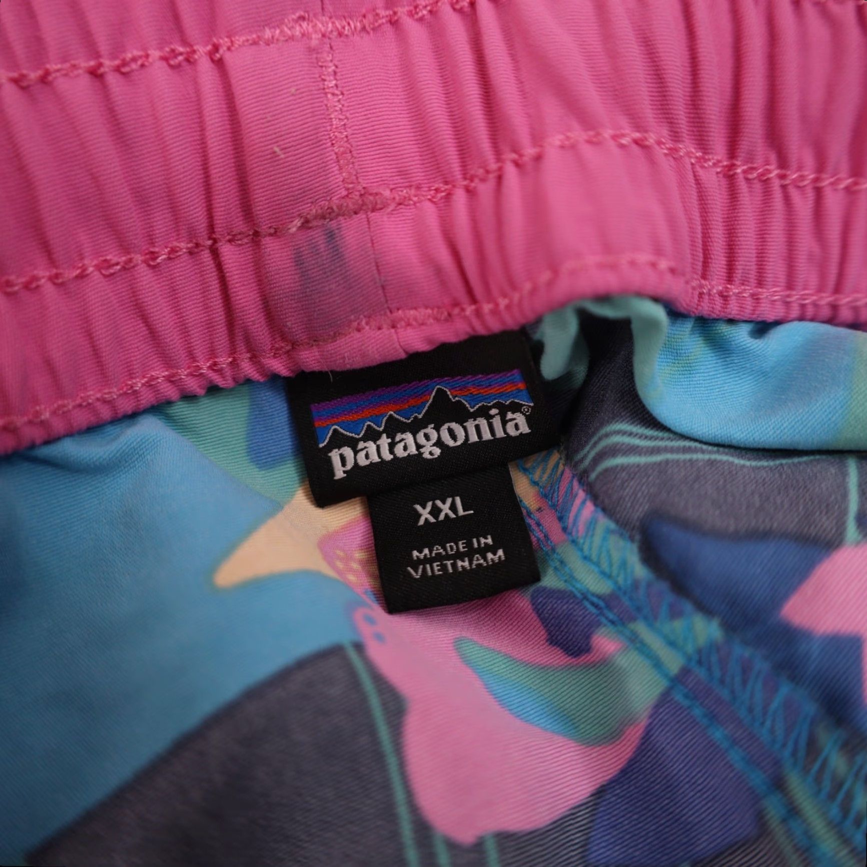 Patagonia Patagonia Womens XXL Vibrant Floral Print Casual Shorts Size 40" / US 18 - 6 Thumbnail