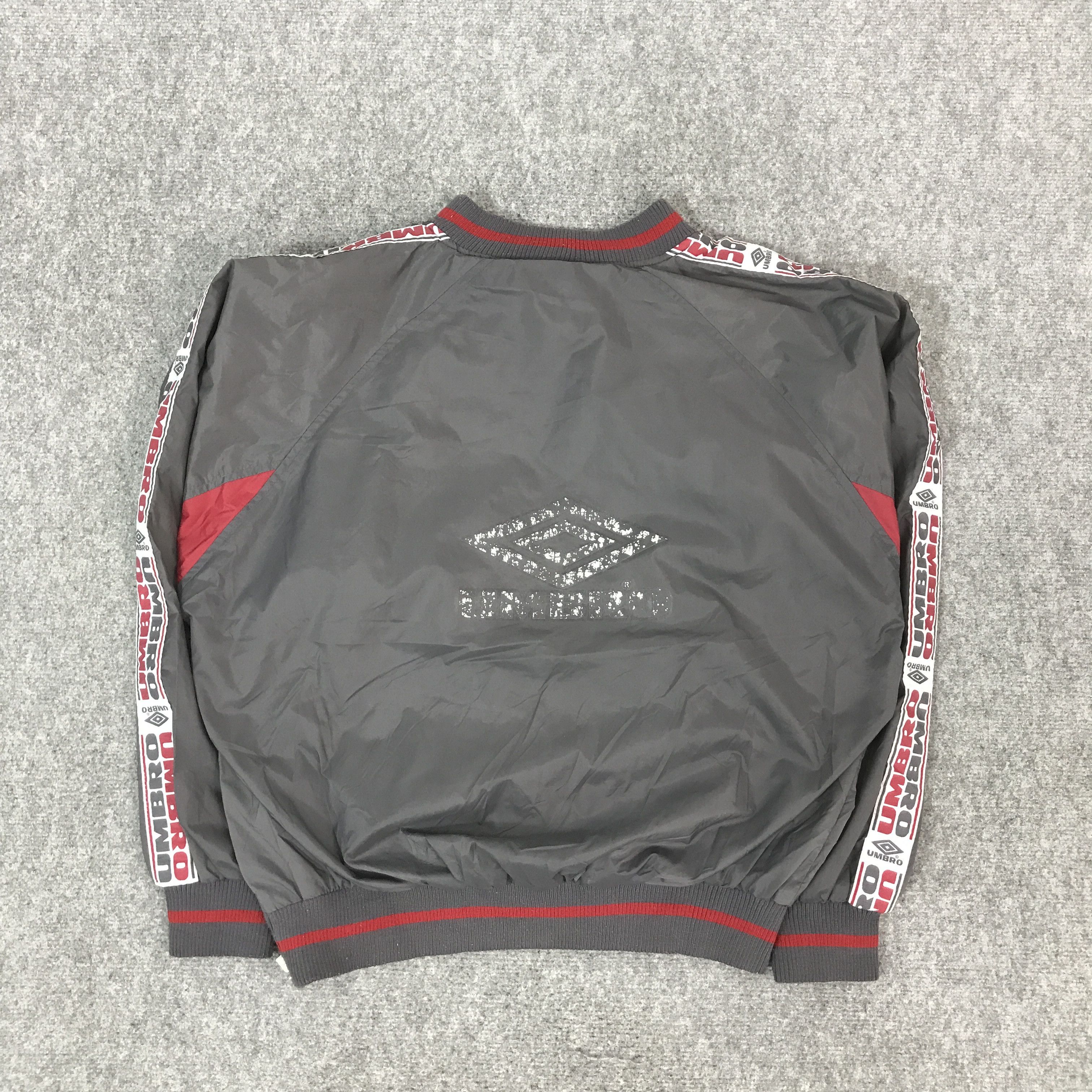 Umbro VTG UMBRO CRAP LOGO UMBRO SWEATSHIRT Size US M / EU 48-50 / 2 - 2 Thumbnail