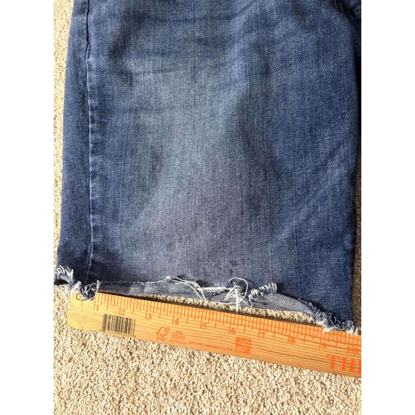 Levi's Levi's Shorts Bermuda Mens 32 Blue Denim Cutoff Raw Hem Distressed Casual Size US 32 / EU 48 - 3 Thumbnail