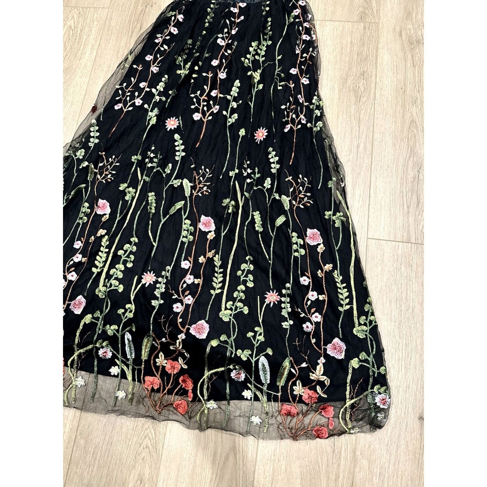Marchesa VINTAGE? NWT Marchesa Notte Dress Size 2 Black Floral Elegant Evening Dress Size XS / US 0-2 / IT 36-38 - 2 Thumbnail