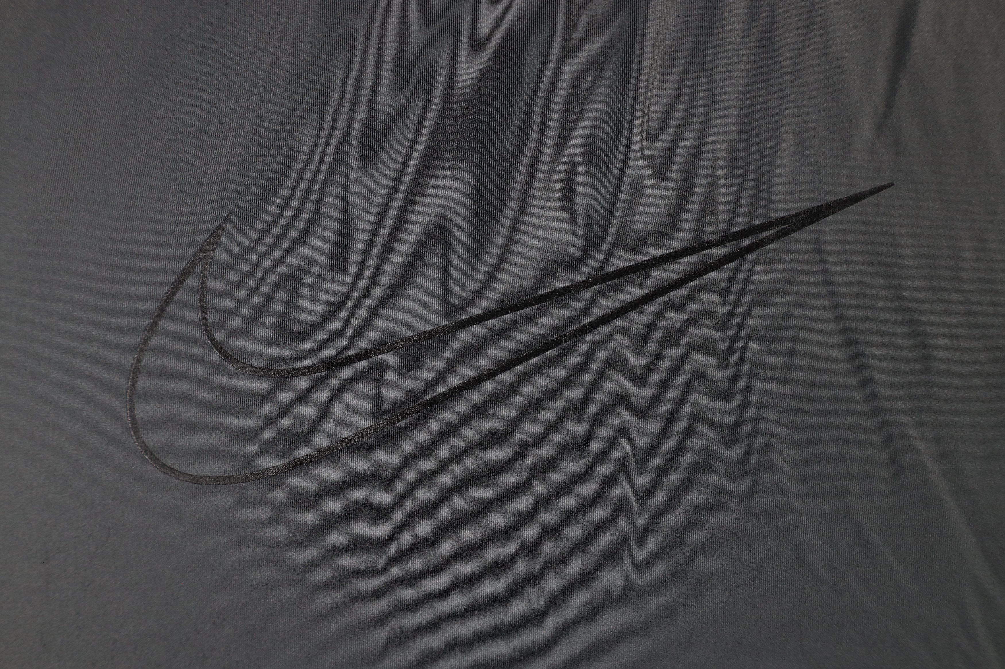 Nike × Vintage Nike Pro Swoosh Logo Compression Sleeveless Training T-Shirt Size US L / EU 52-54 / 3 - 4 Thumbnail