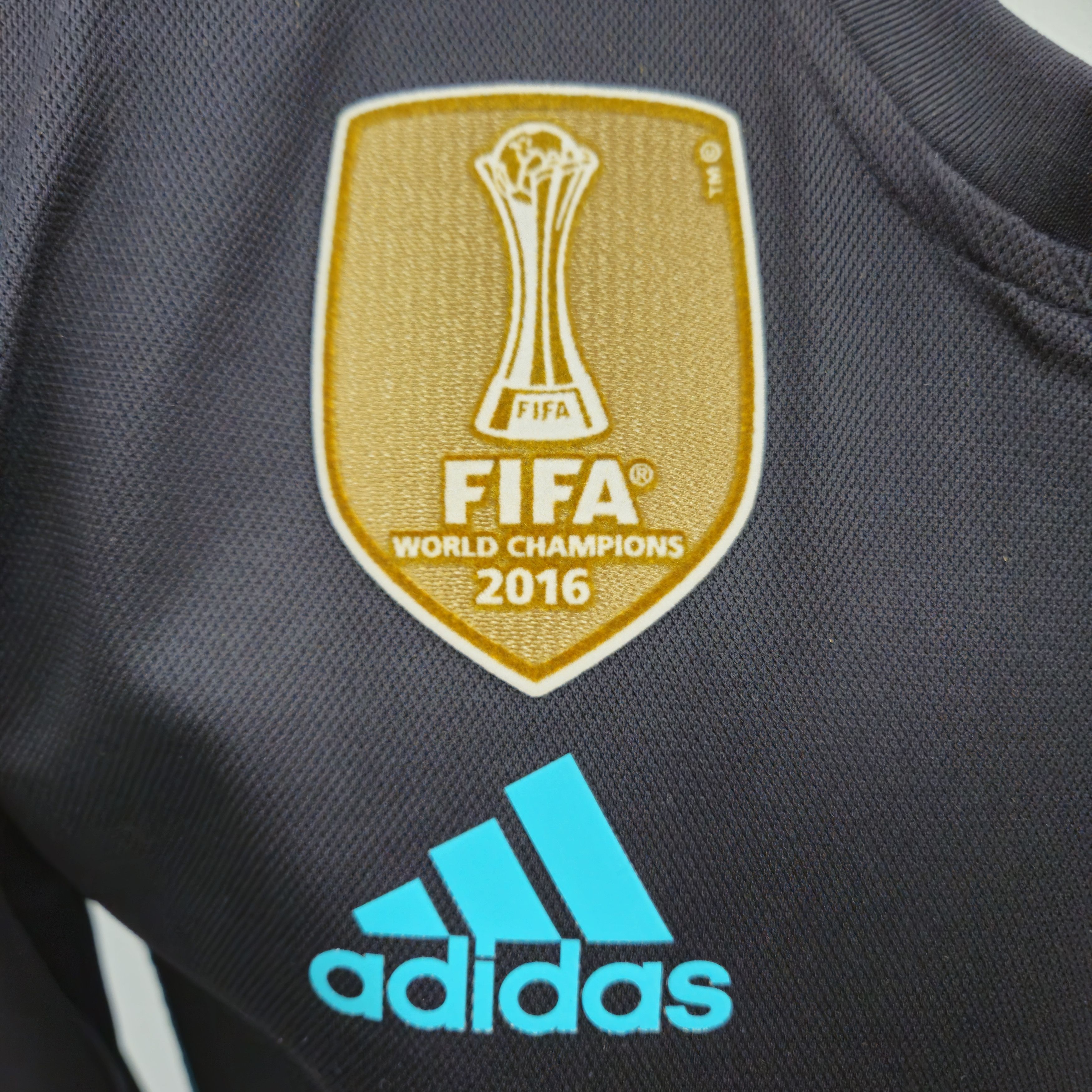 Other REAL MADRID 17/18 AWAY Match Prepared ADIZERO SIZE 6 B31090 Size US M / EU 48-50 / 2 - 4 Thumbnail