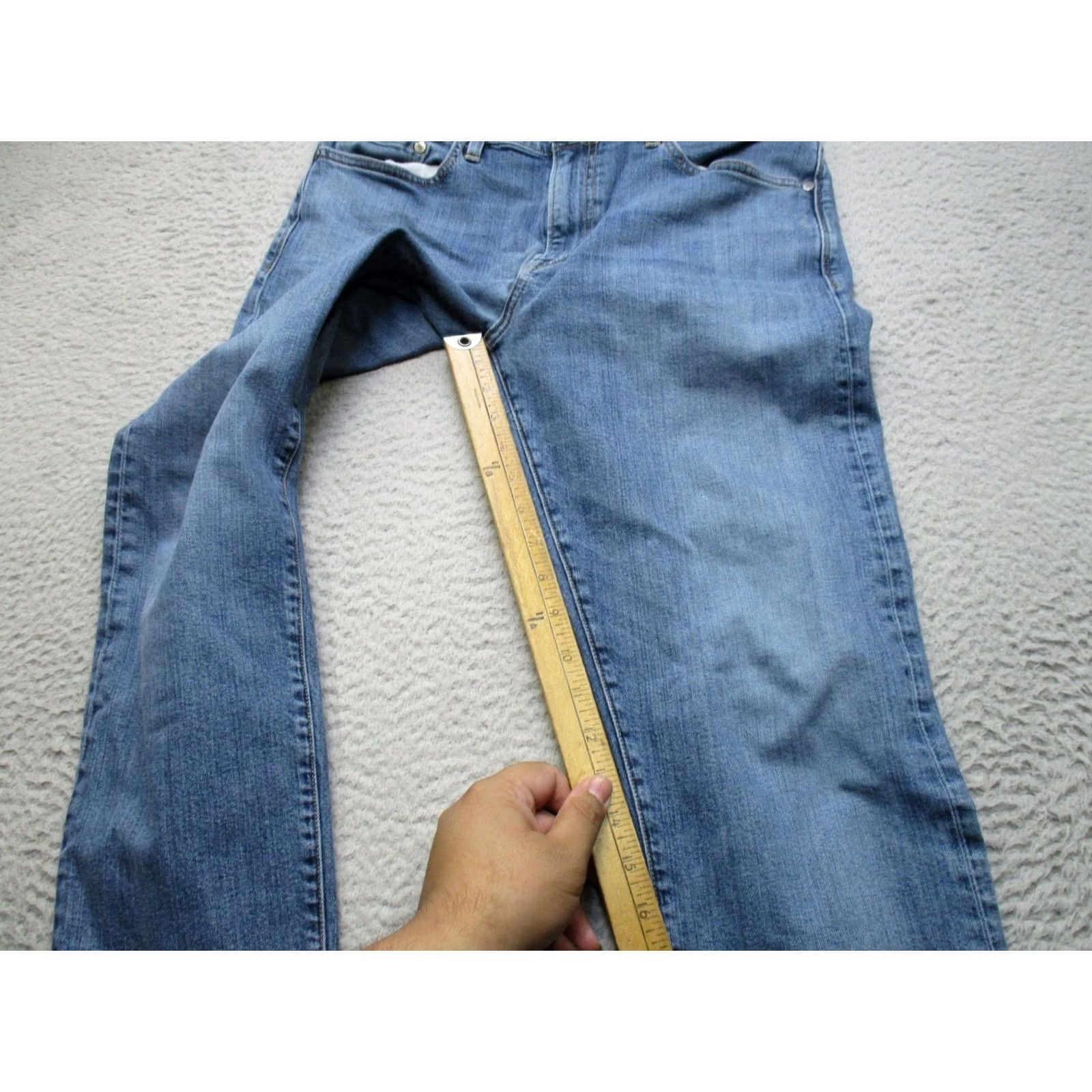 Flint And Tinder Flint and Tinder Jeans Mens 33x32 Blue Medium Wash Slim Straight Stretch Denim Shirt? Size US 33 - 6 Thumbnail