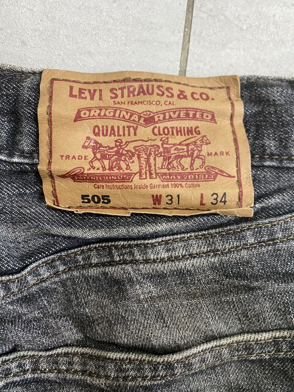 Levi's Levi’s 505 Vintage Denim Classic straight fit Size US 31 - 11 Thumbnail