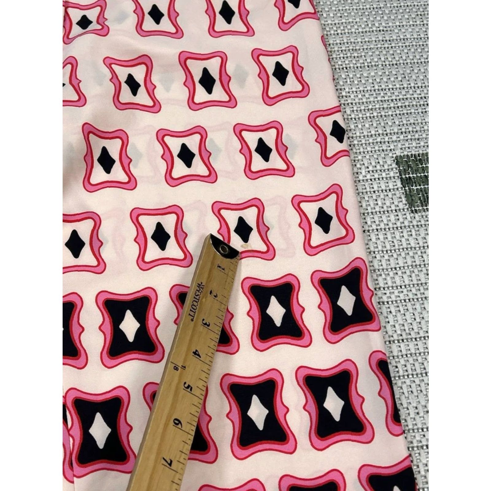 Zara Zara High Waisted Flared Leg Pants Womens Medium Pink Geometric Print Stretch Pants Size 32" / US 10 / IT 46 - 5 Thumbnail