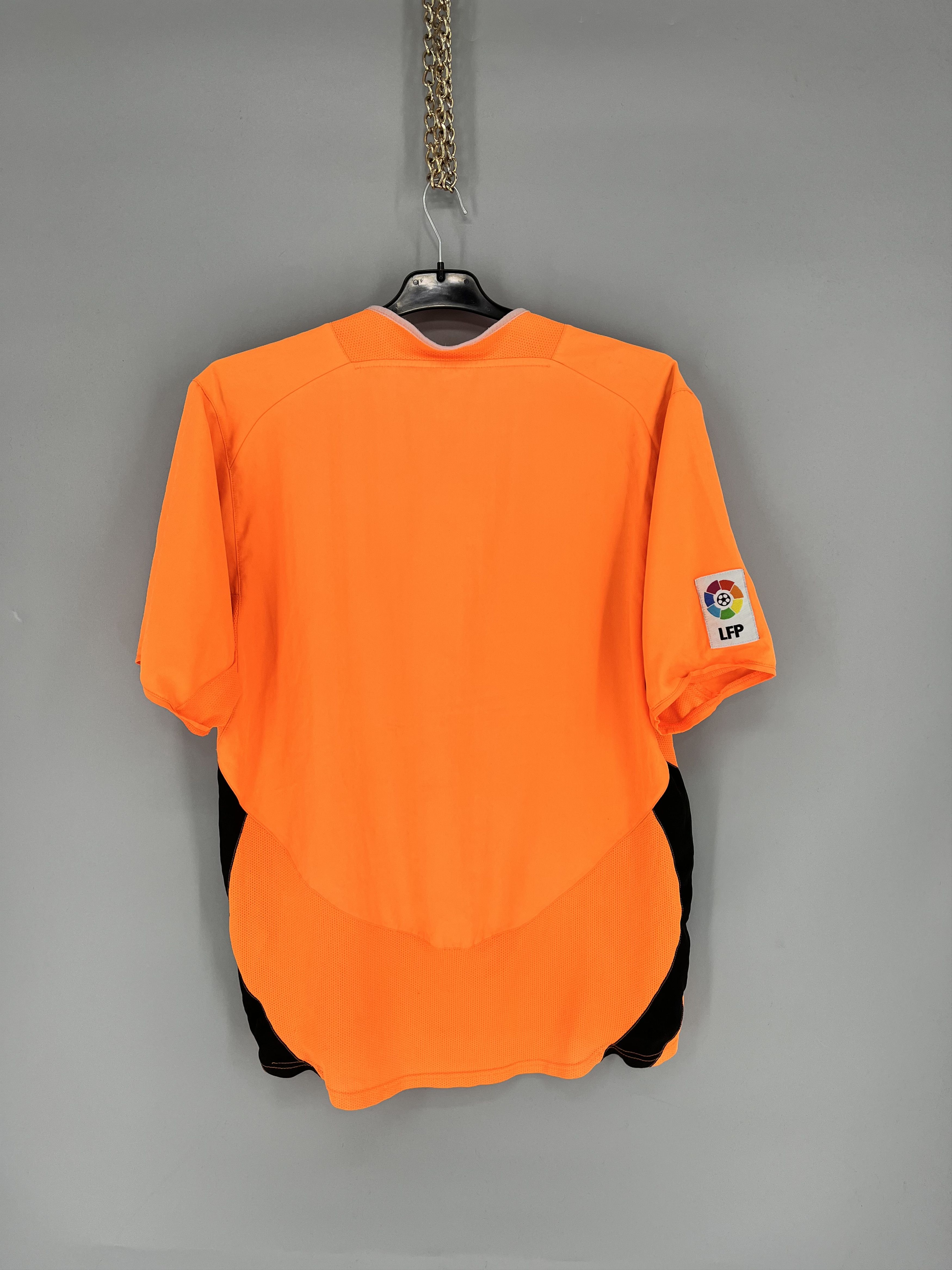 Vintage VALENCIA 2003-2004 AWAY FOOTBALL SHIRT JERSEY Size US L / EU 52-54 / 3 - 10 Thumbnail