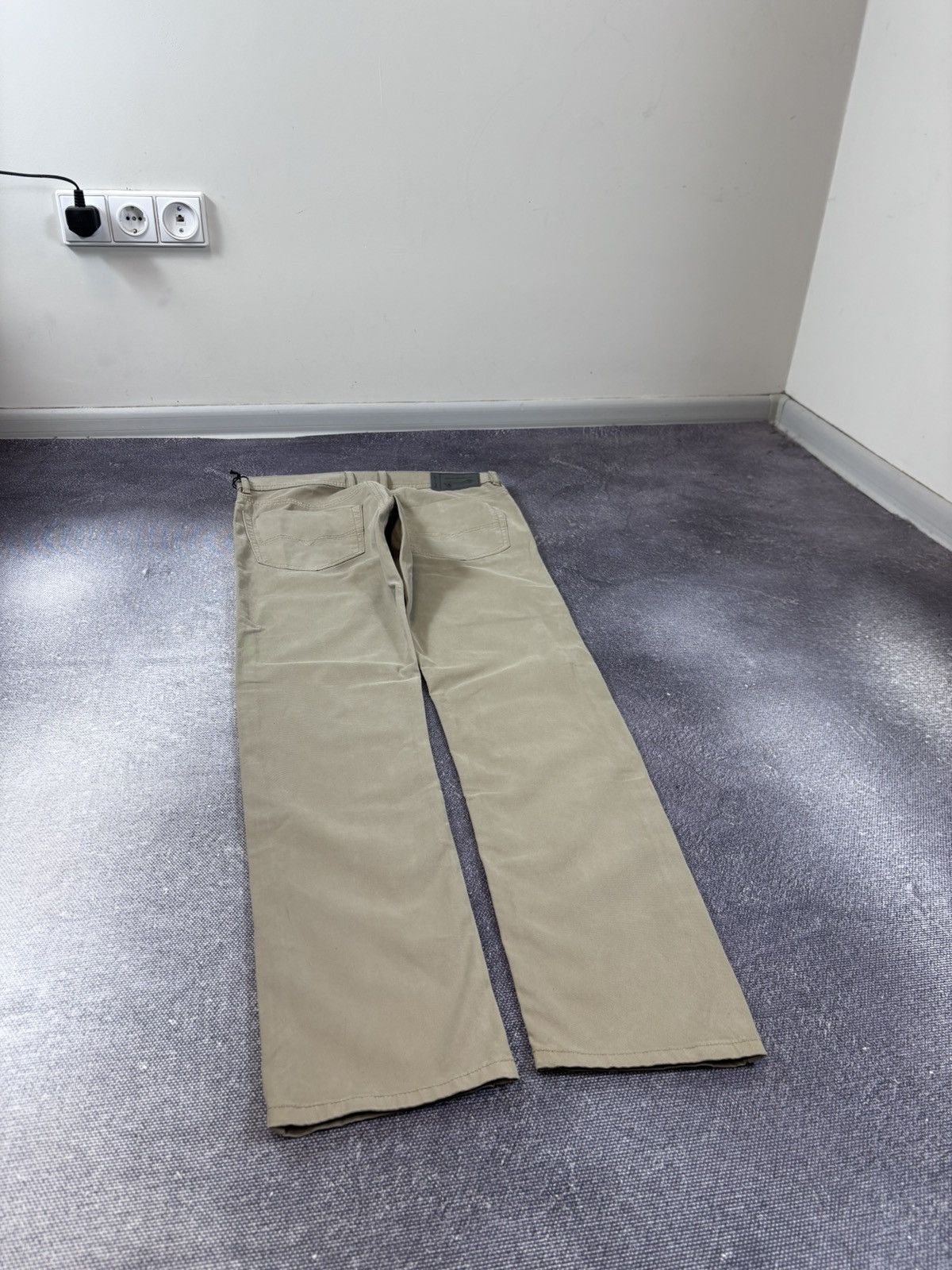Diesel Diesel Tepphar NWT Men’s Beige Slim Fit Stretch Chino Pants Size US 30 / EU 46 - 14 Thumbnail