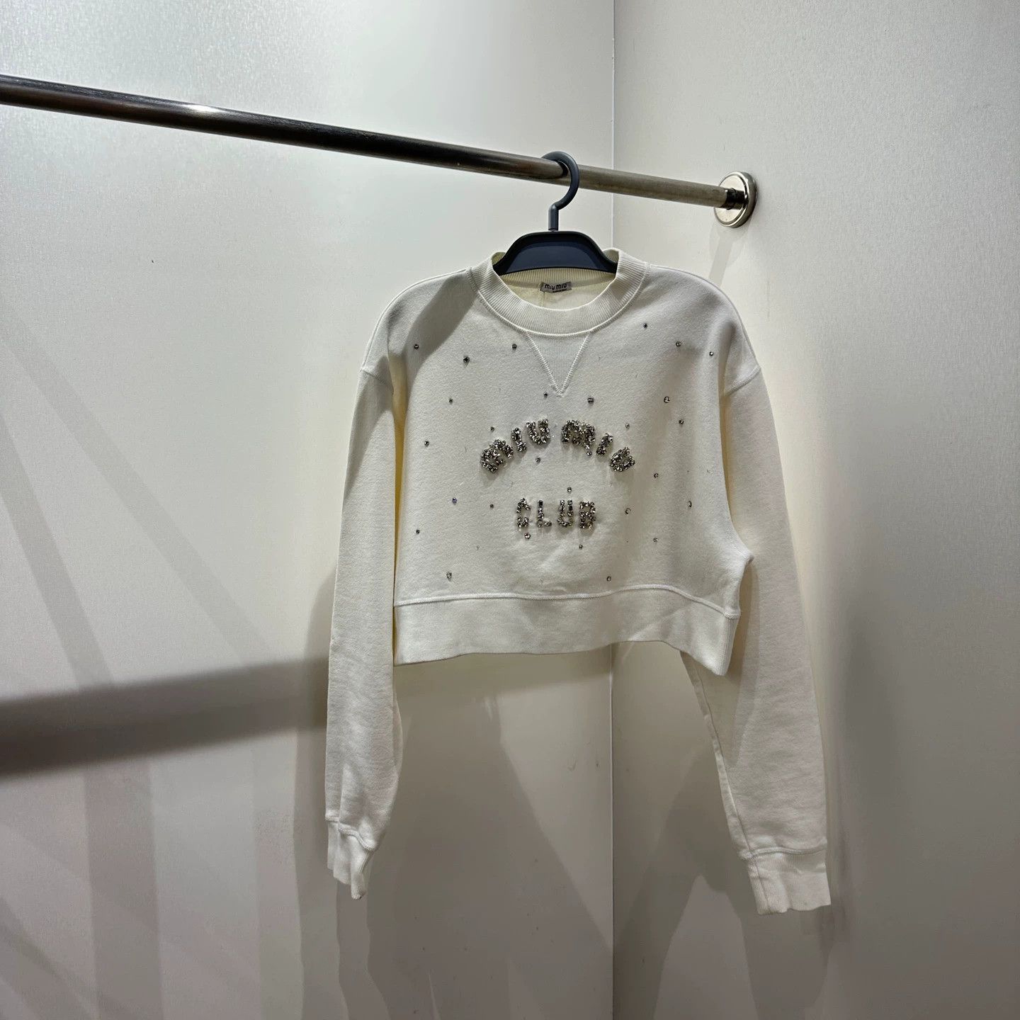 Miu Miu Miu Miu mar221 crystal logo long-sleeve xs sweatshirt Size XS / US 0-2 / IT 36-38 - 1 Thumbnail