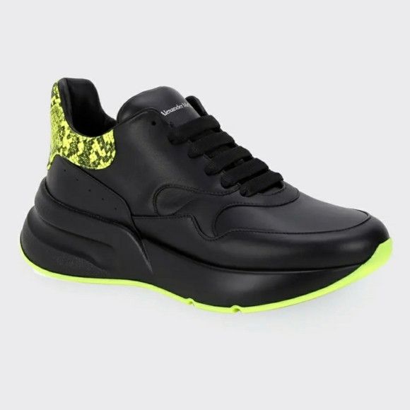 image of Alexander Mcqueen O1Mj1Ld1Sgn0324 Sneakers In Yellow & White in Yellow/Black, Men's (Size 9)