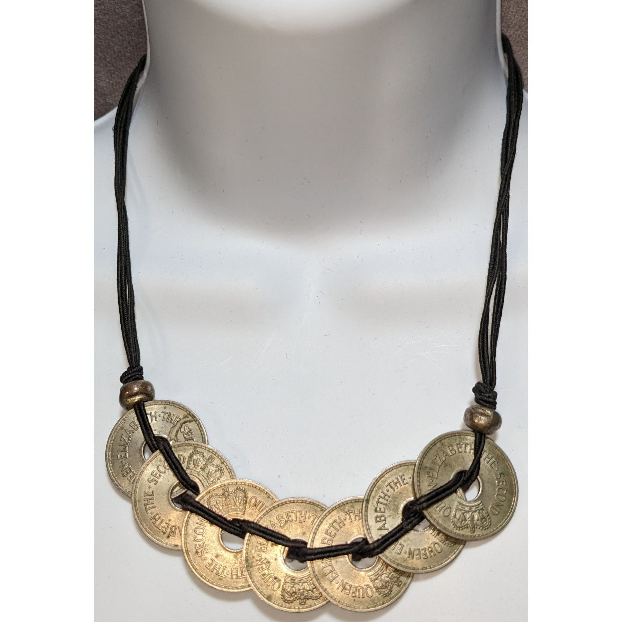Handmade Vintage 1967 Queen Elizabeth II Figi Penny Necklace Size ONE SIZE - 1 Thumbnail