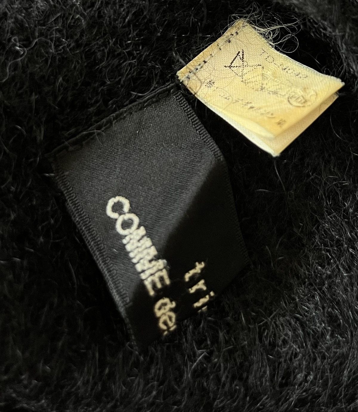 Comme des Garcons TAX FREE 🇺🇸 tricot cdg fuzzy sheer boxy cardigan Size US S / EU 44-46 / 1 - 6 Thumbnail