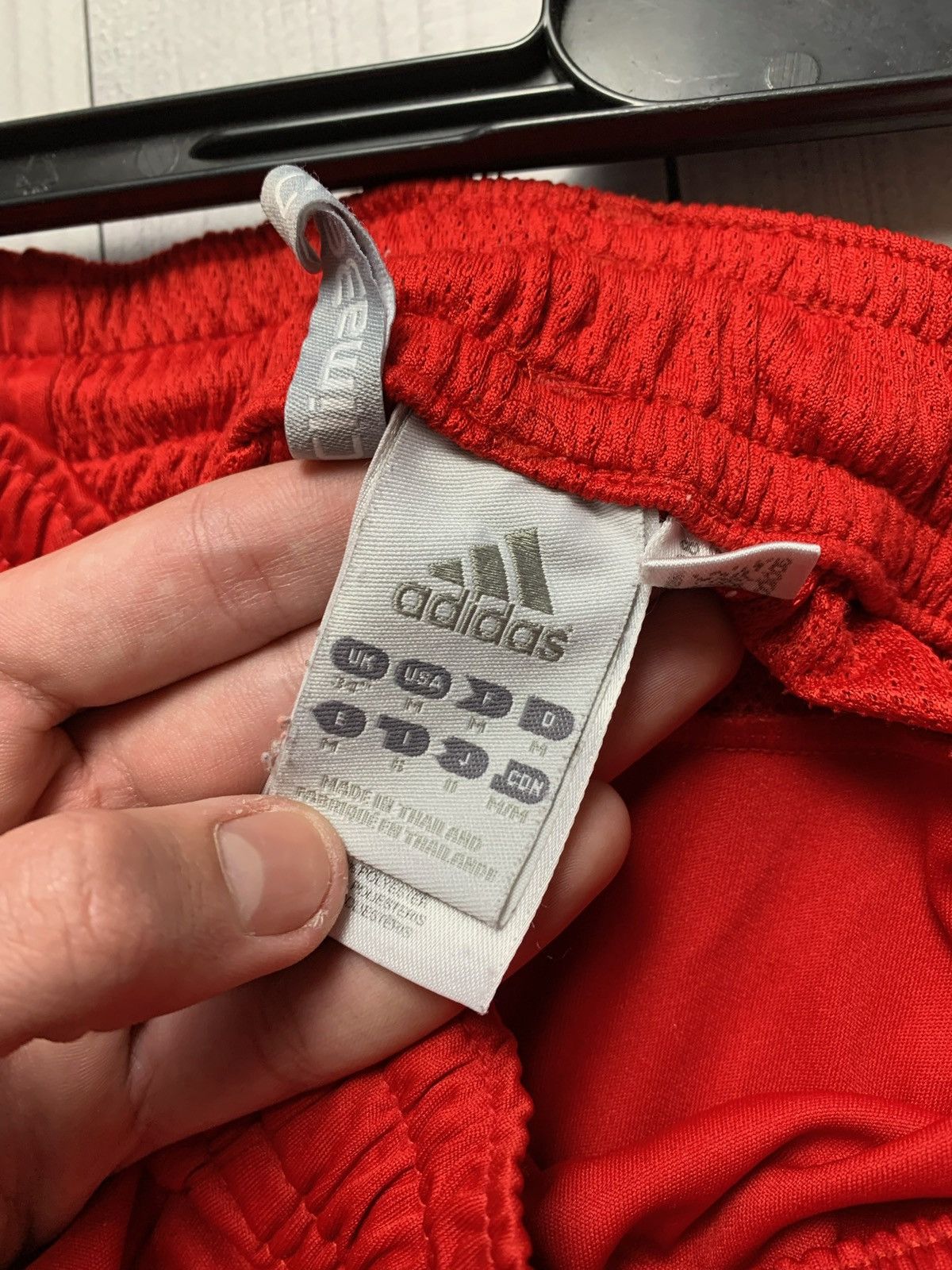 Adidas × Vintage Vintage adidas Liverpool soccer shorts size M Size US 32 / EU 48 - 4 Thumbnail
