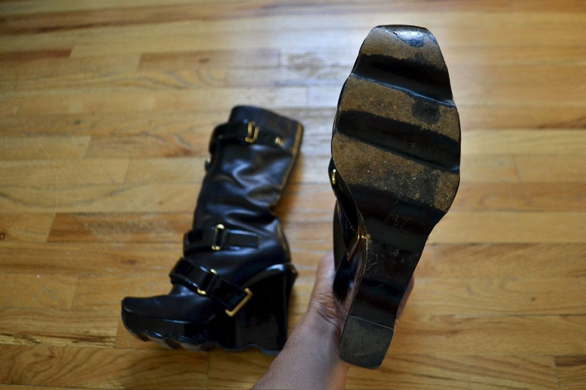 Louis Vuitton FW2006 by Marc Jacobs Wedged Shearling Lined Knee-High Boots Size US 10 / IT 40 - 14 Thumbnail