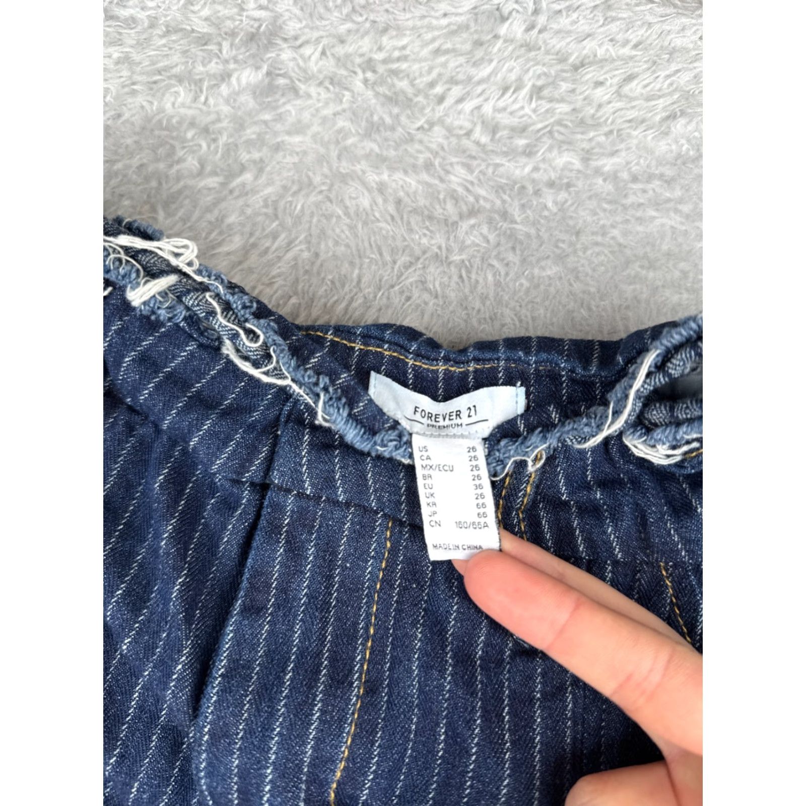 Forever 21 Forever 21 Jeans Womens 26 Blue Vertical Stripe Wide Leg Mid Rise Cotton 26x31 Size 26" / US 2 / IT 38 - 6 Thumbnail