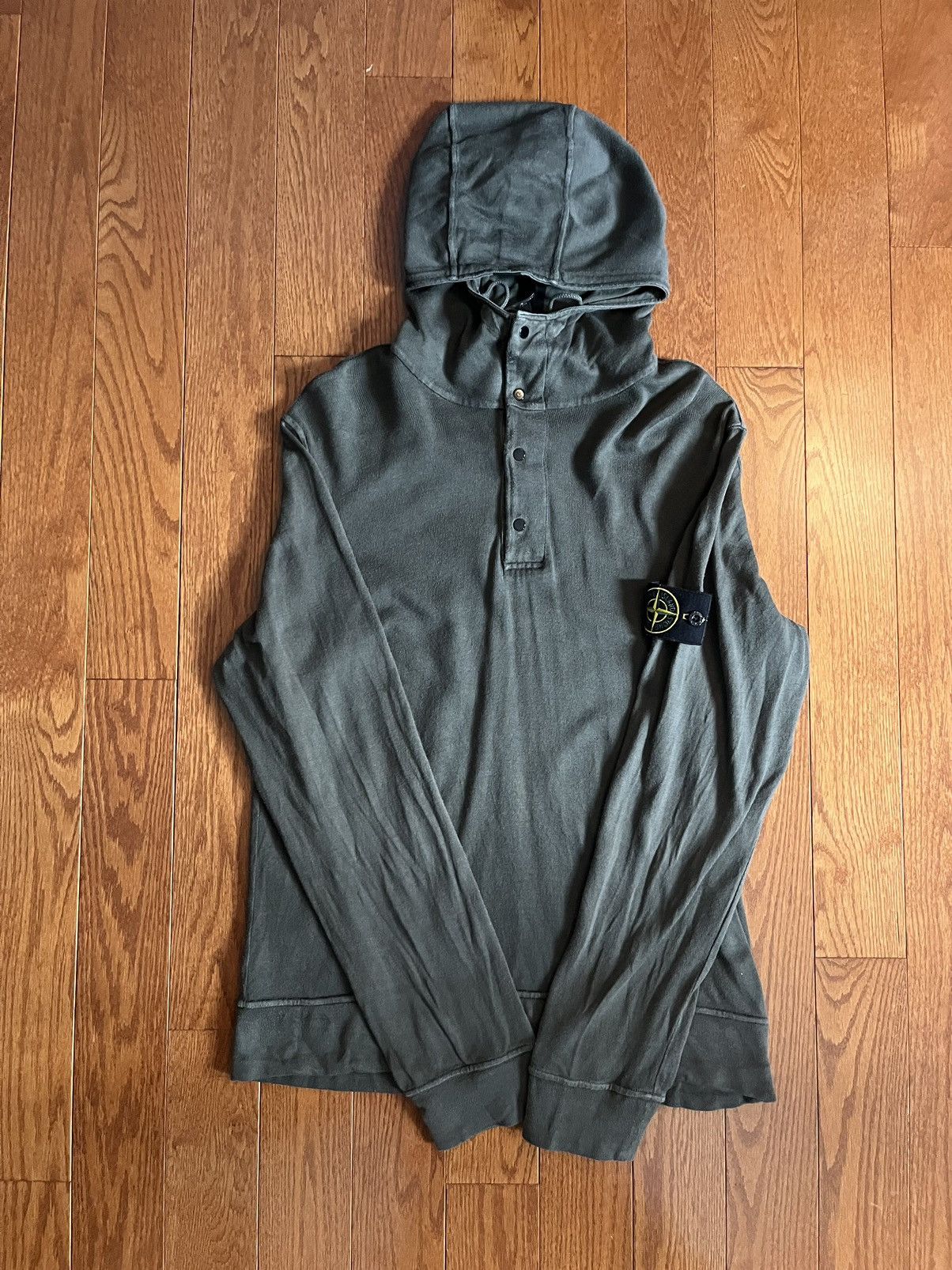 Stone Island Stone Island Patch Logo Hoodie Green Quarter Button Up Size US M / EU 48-50 / 2 - 1 Thumbnail