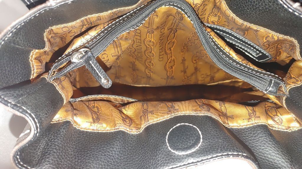 tigha Tignanello Pebbled Leather Shoulder Bag in Chocolate Size ONE SIZE - 7 Thumbnail