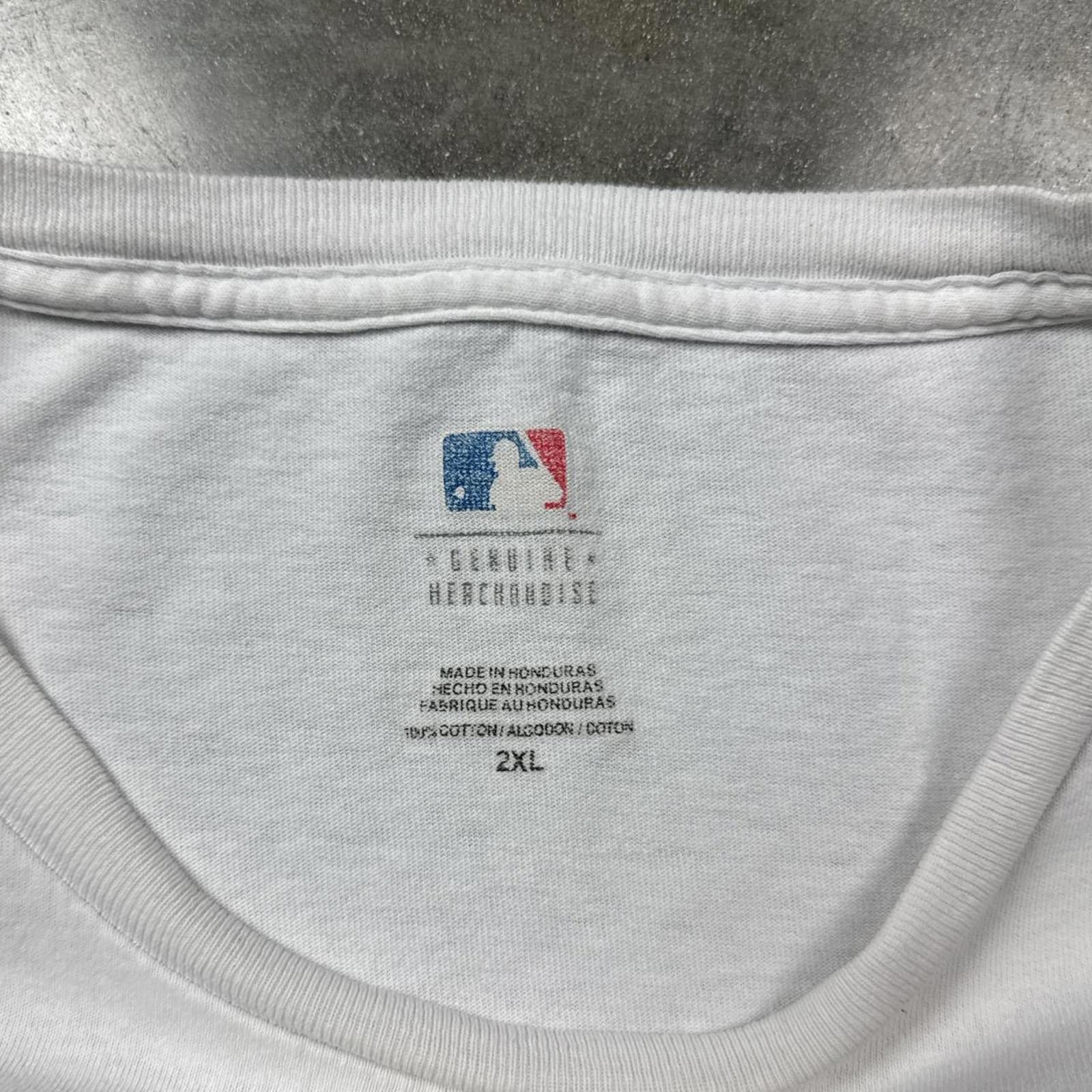 MLB Florida Marlins MLB Vintage Y2k 2009 White Graphic T-Shirt Size US XXL / EU 58 / 5 - 5 Thumbnail