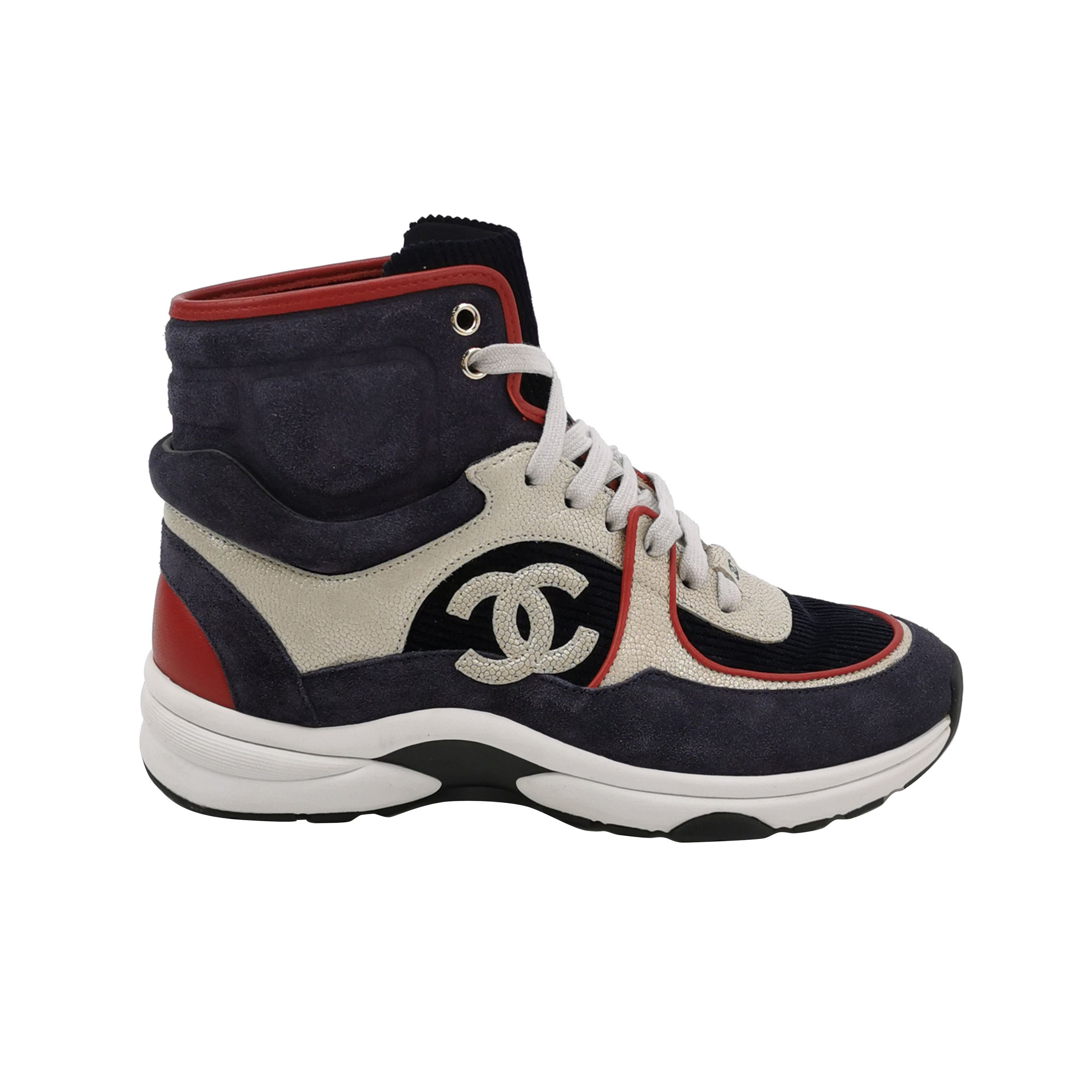Chanel Chanel Women 6 Lowtop Sneakers Size US 6 / IT 36 - 1 Thumbnail
