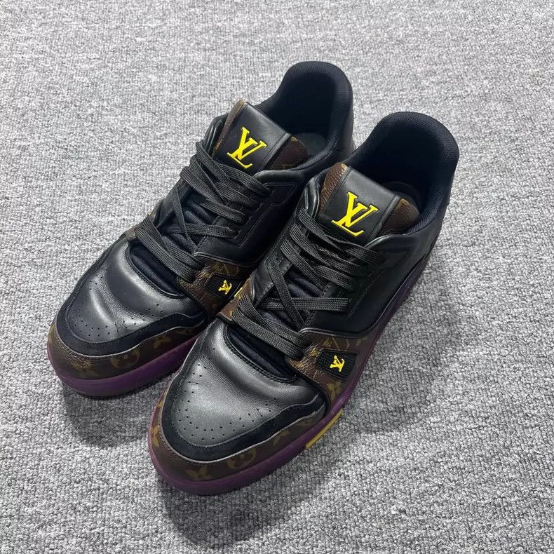 Louis Vuitton Louis Vuitton Lakers board shoes Size US 10.5 / EU 43-44 - 1 Thumbnail