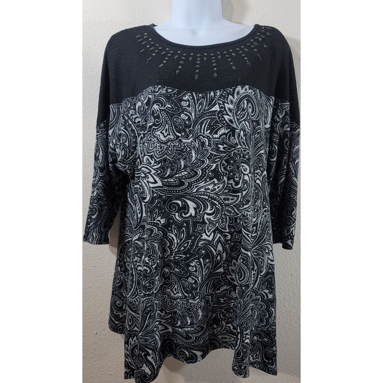 Other French Blue Woman Black White Rhinestones Top 1X Plus Soft Size XXL / US 16-18 / IT 52-54 - 1 Thumbnail