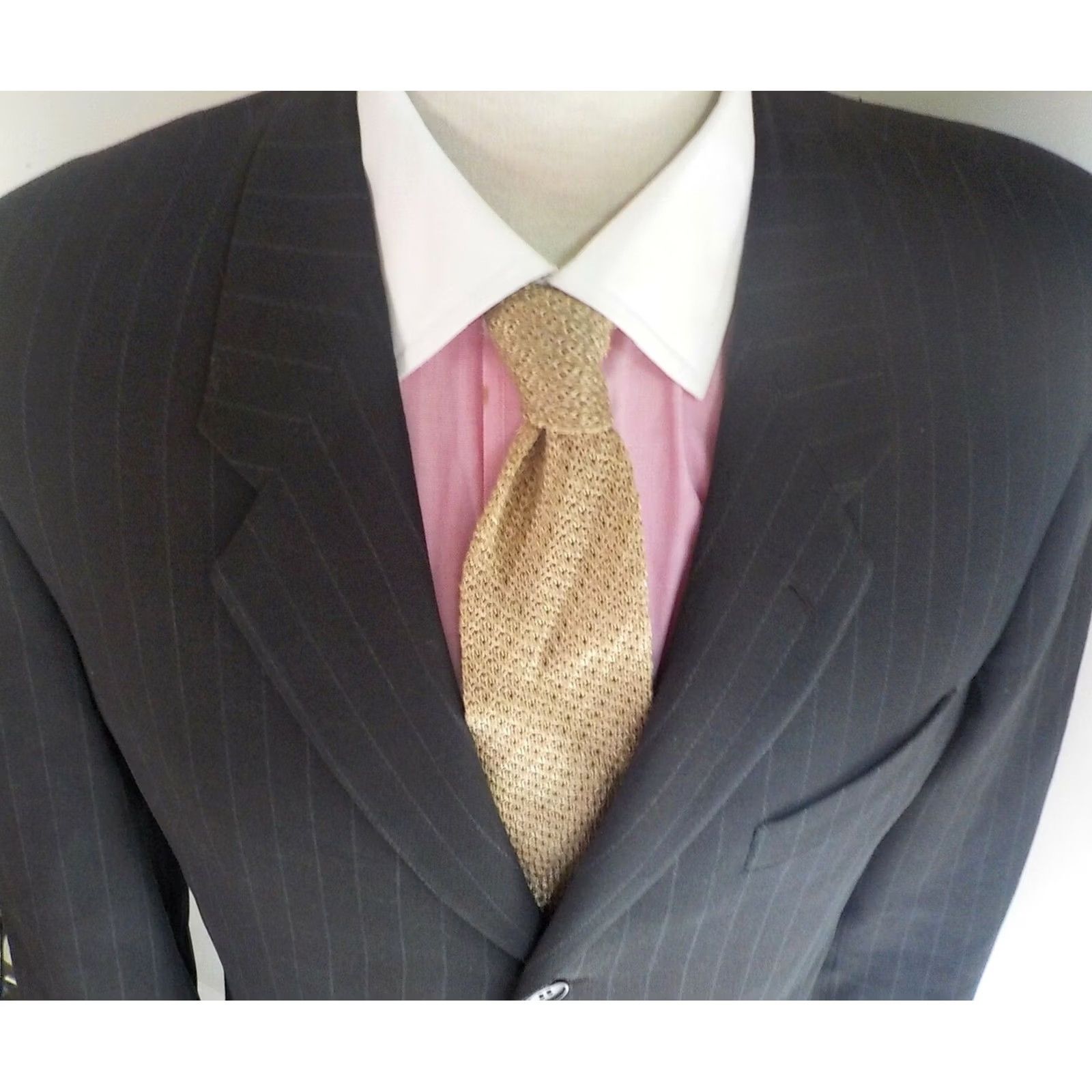 Giorgio Armani Giorgio Armani Brown Pinstriped 3 Button Blazer Virgin Wool 40R Italy Mens Size 40R - 2 Thumbnail