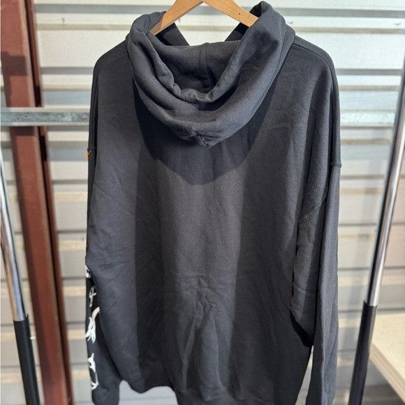 Hot Topic NWT Hot Topic Black The Pumpkin King Jack Skelington Hoodie Size US XXL / EU 58 / 5 - 5 Thumbnail