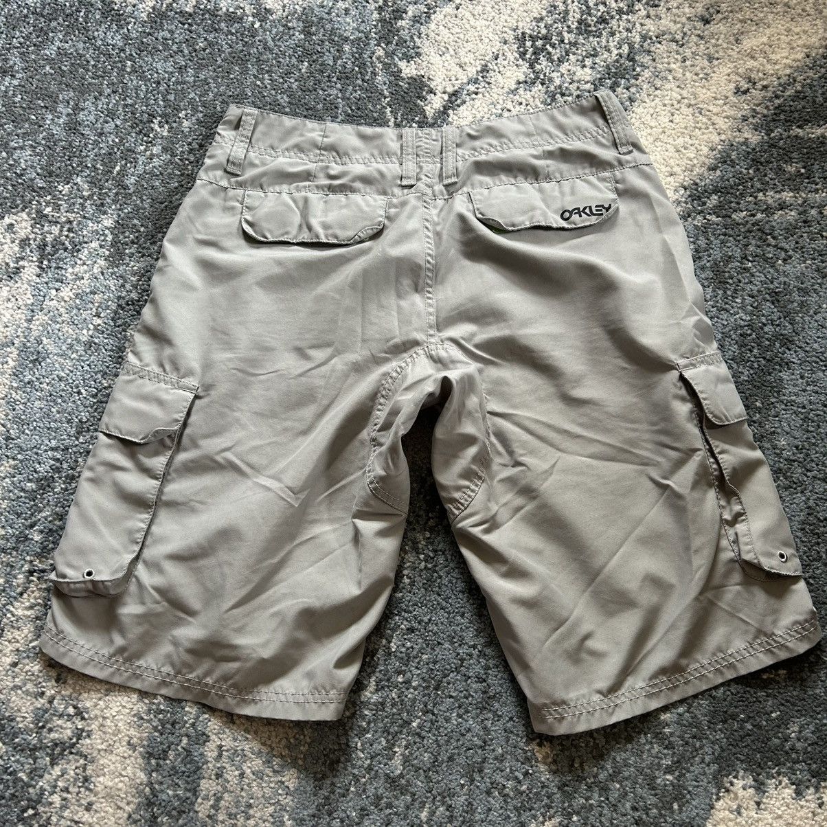 Oakley OAKLEY NYLON POLYESTER HYBRiD SWiM TRUNKS CARGO SHORTS Size US 30 / EU 46 - 2 Thumbnail