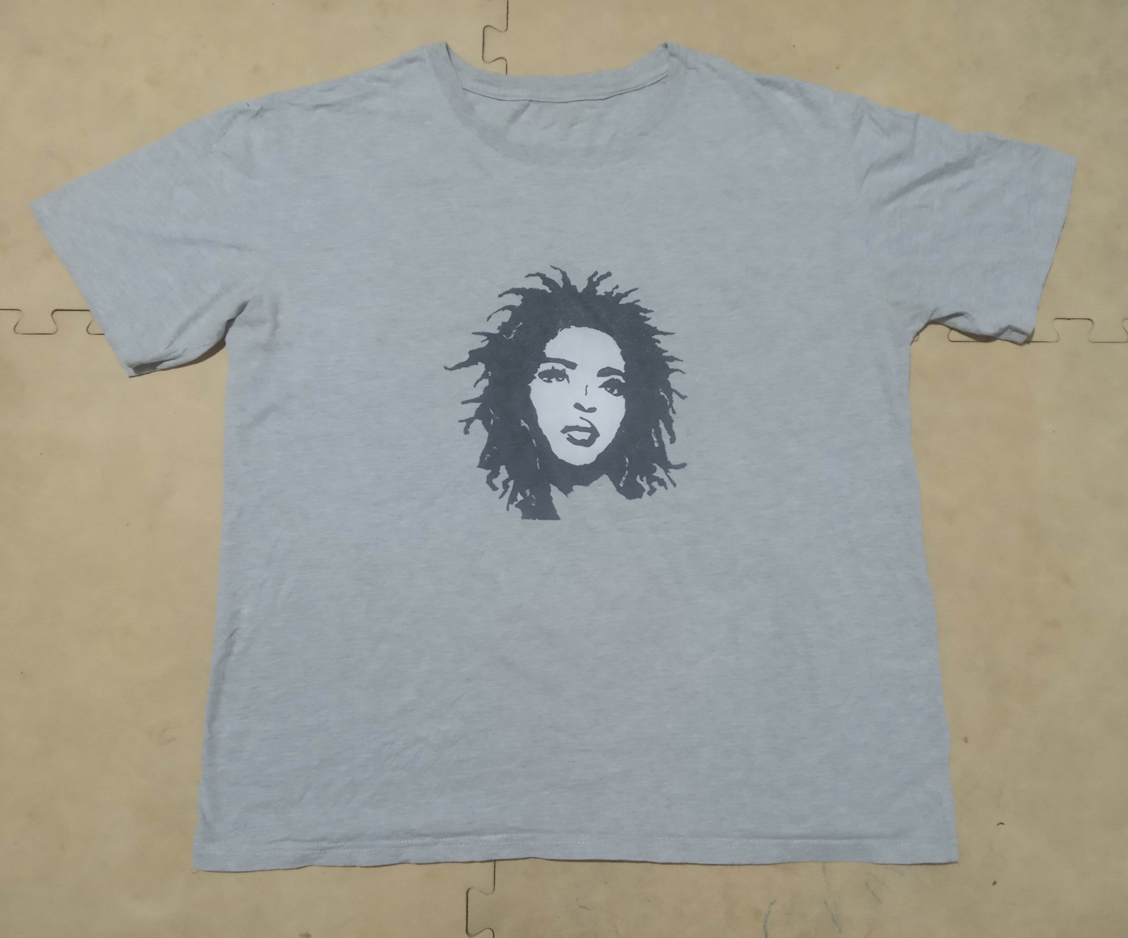 Rap Tees Lauryn Hill Size US XL / EU 56 / 4 - 1 Thumbnail