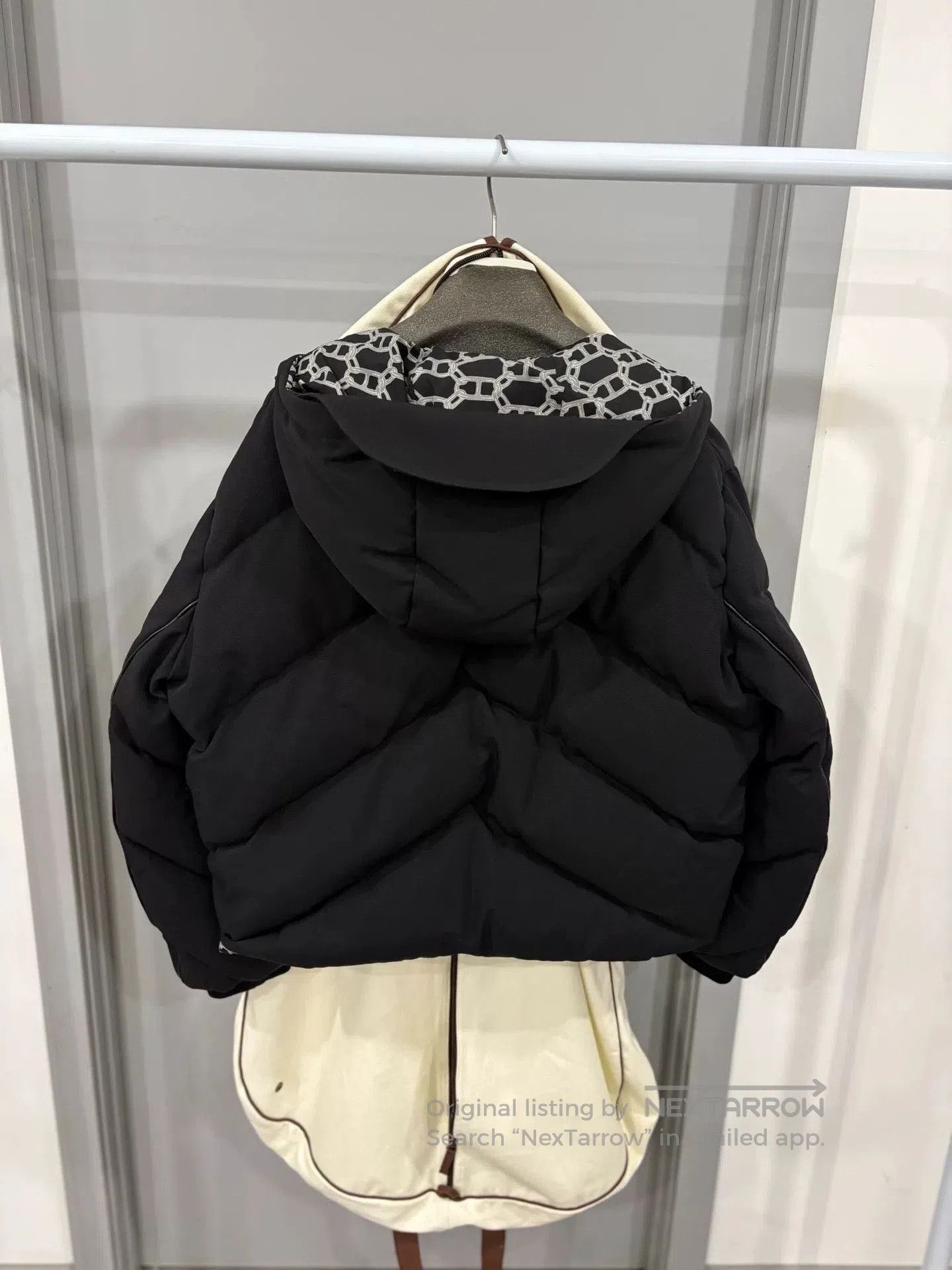 Hermes Hermes Short Down Jacket with Pig Nose Design. Size US S / EU 44-46 / 1 - 2 Thumbnail