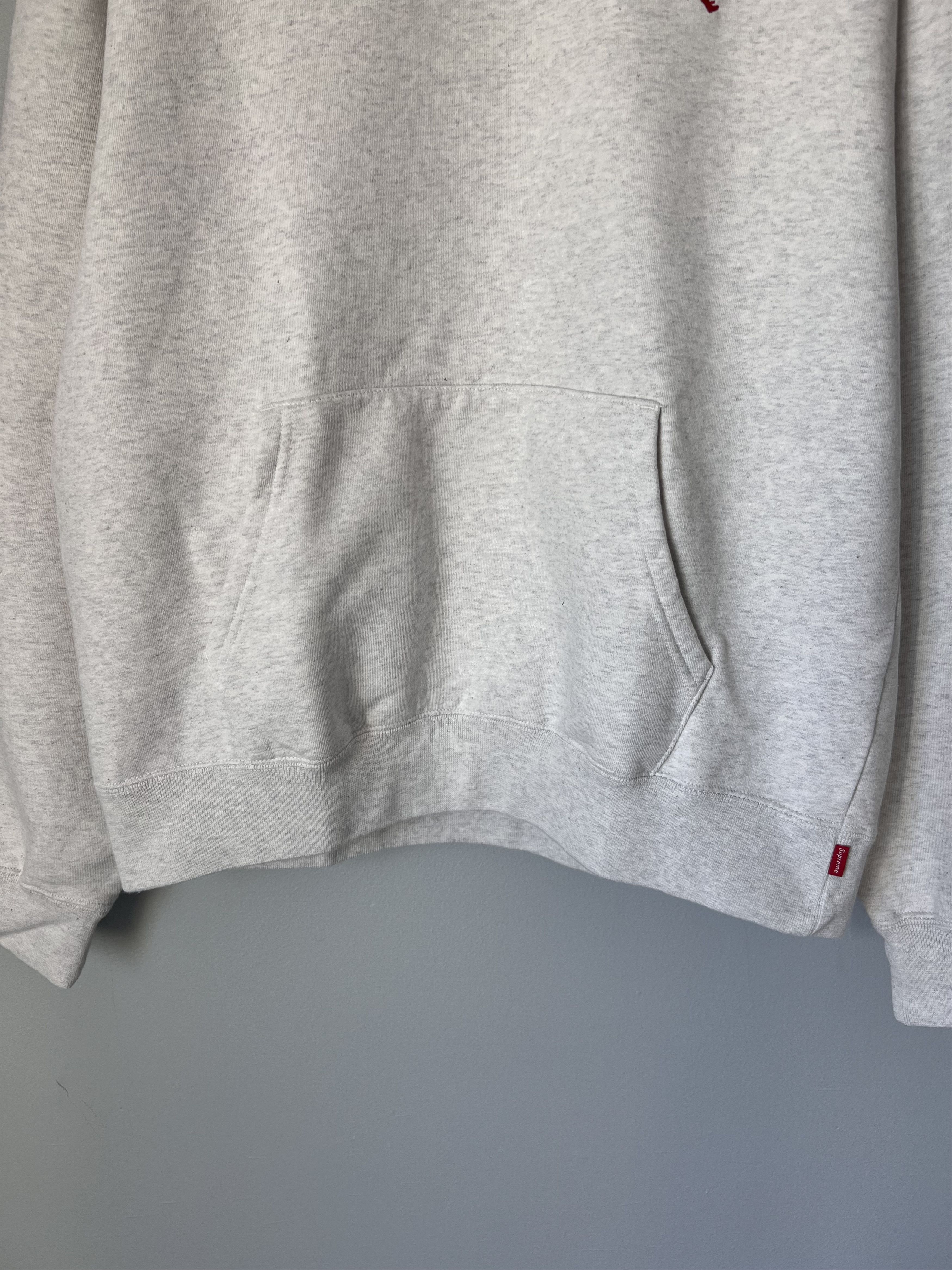 Jordan Brand × Supreme Supreme Jordan Hooded Sweatshirt in Ash Grey Size US S / EU 44-46 / 1 - 3 Thumbnail