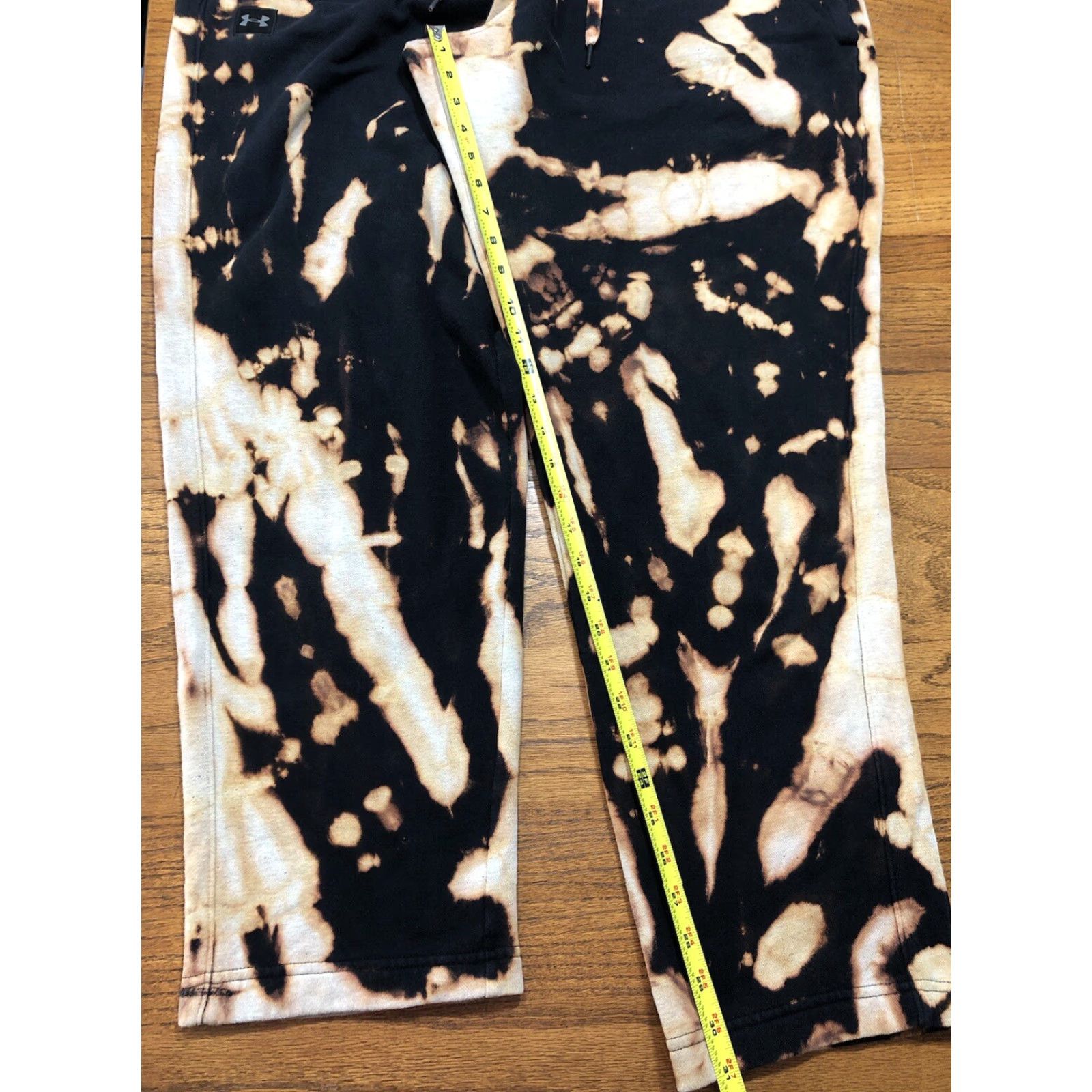 Under Armour Under Armour Sweatpants Black Tie Dye Acid Wash Mens 2XL Drawstring Relaxed Tapered Pants Athletic Athleisure Size US 39 - 7 Thumbnail