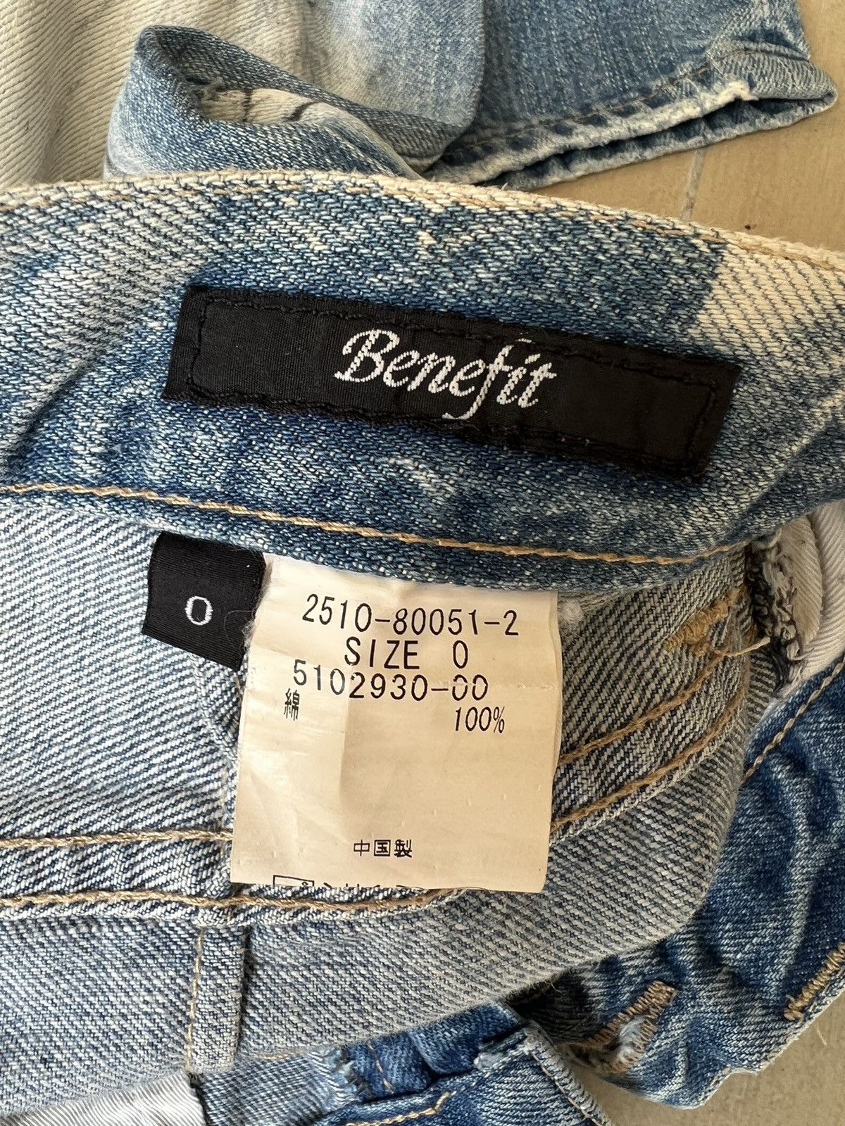Vintage Vintage Benefit Japan Distressed Denim Painter Flare Jeans Size US 28 / EU 44 - 22 Thumbnail