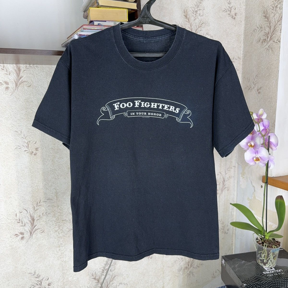Band Tees × Vintage Vintage Foo Fighters T shirt 2005 Tour Nirvana Black Rock Size US L / EU 52-54 / 3 - 4 Thumbnail