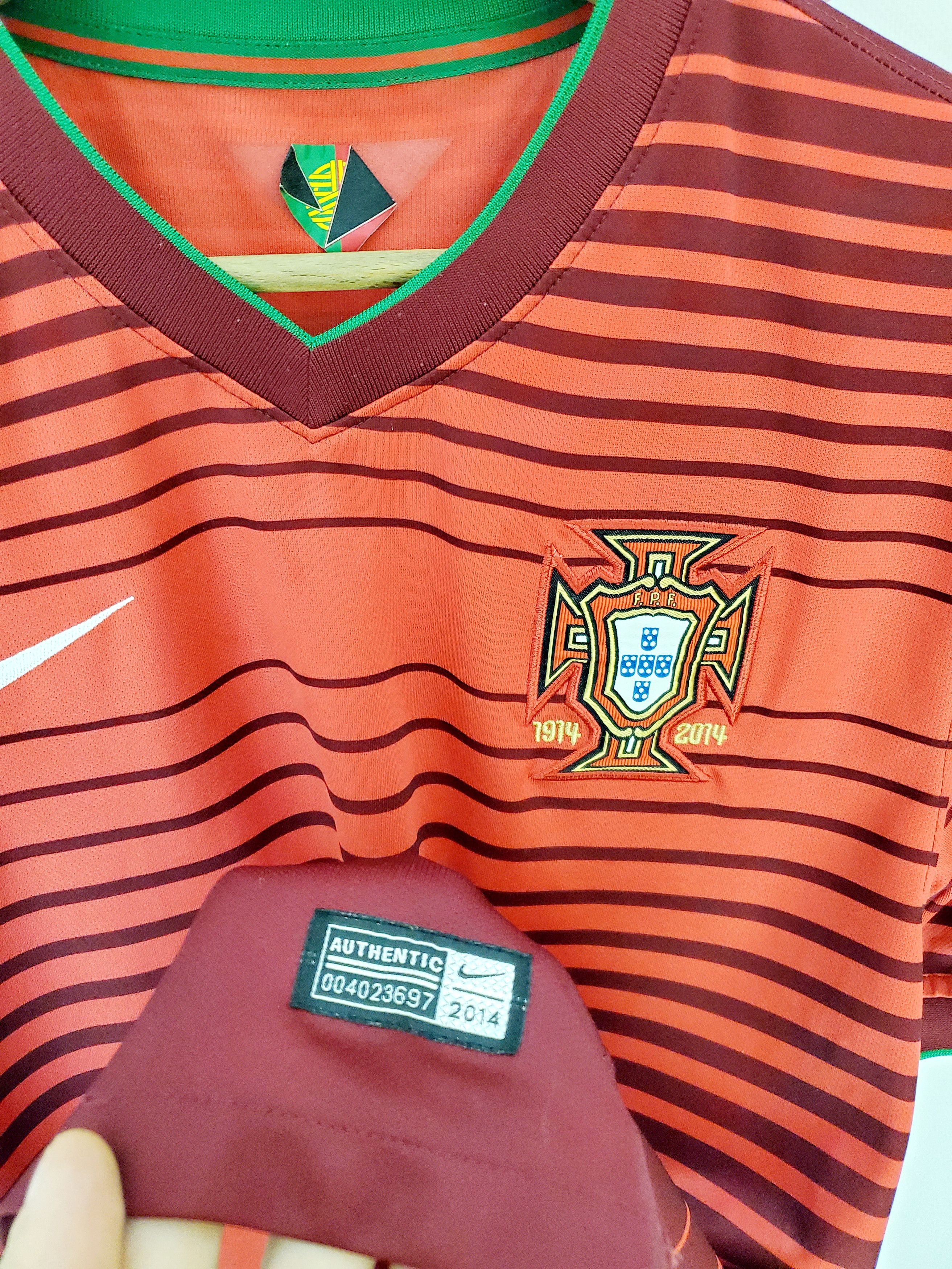 Nike × Vintage 2014-15 Portugal Home Nike soccer Jersey perfect condition M Size US M / EU 48-50 / 2 - 3 Thumbnail