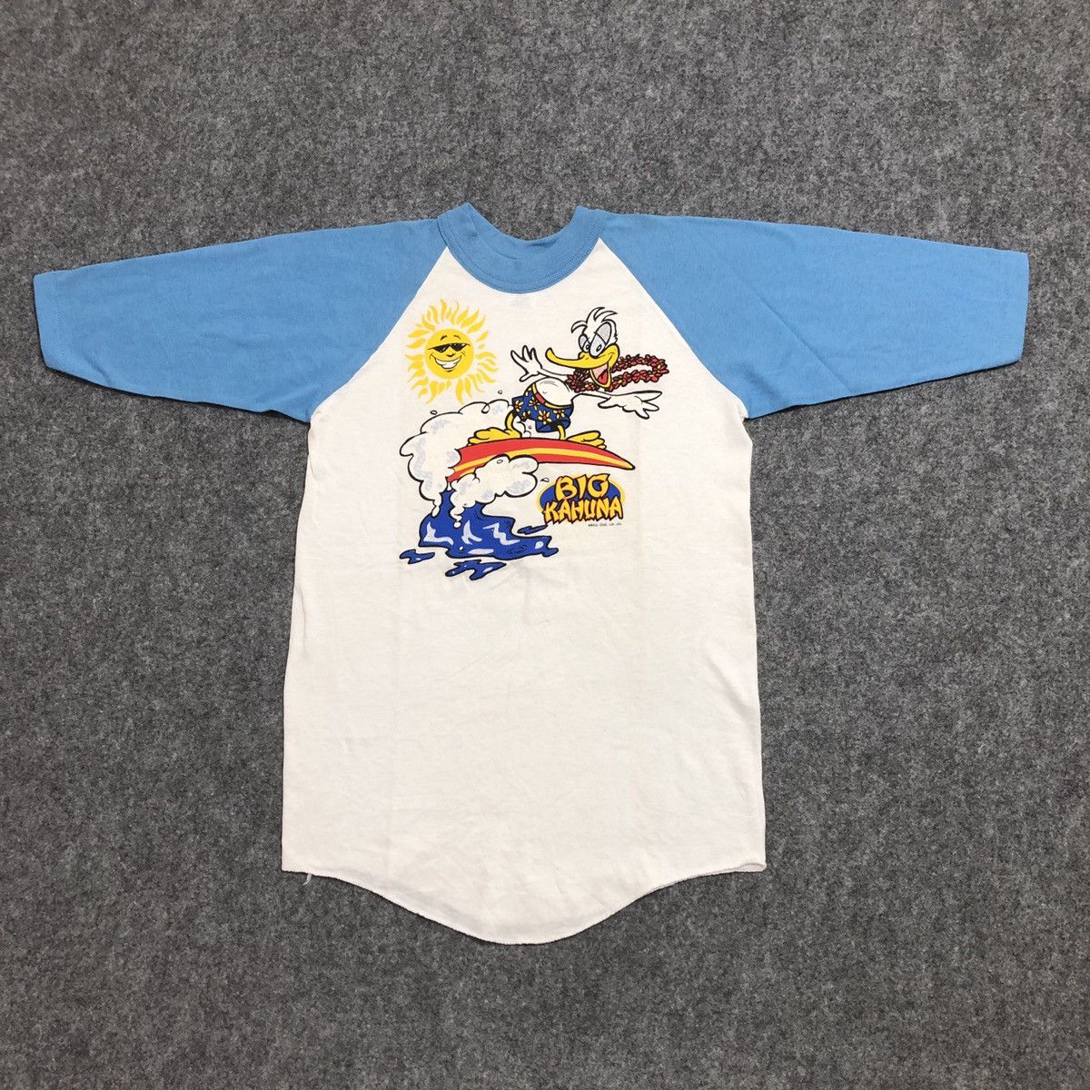 Vintage Vintage 90s Raglan Big Kahuna T-Shirt Size US M / EU 48-50 / 2 - 1 Thumbnail