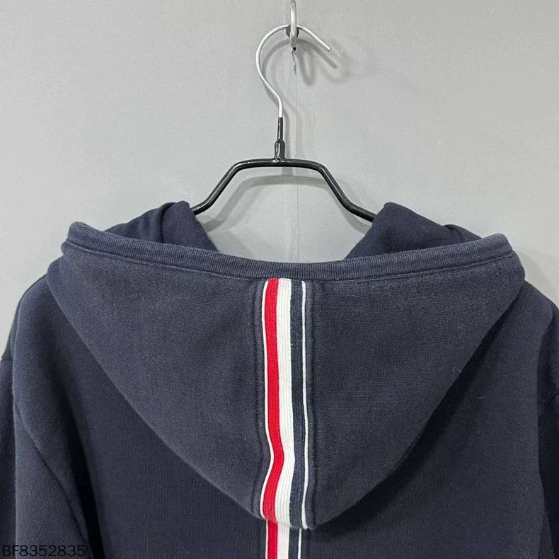 Thom Browne Thom Browne A striped hoodie on the back Size US M / EU 48-50 / 2 - 4 Thumbnail