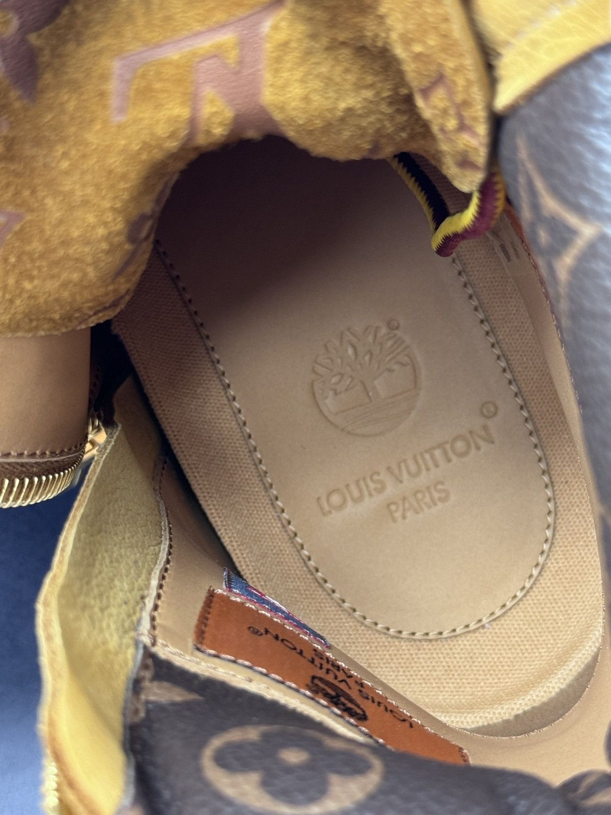 Louis Vuitton LV X TIMBERLAND BOOTS Size US 9 / EU 42 - 15 Thumbnail