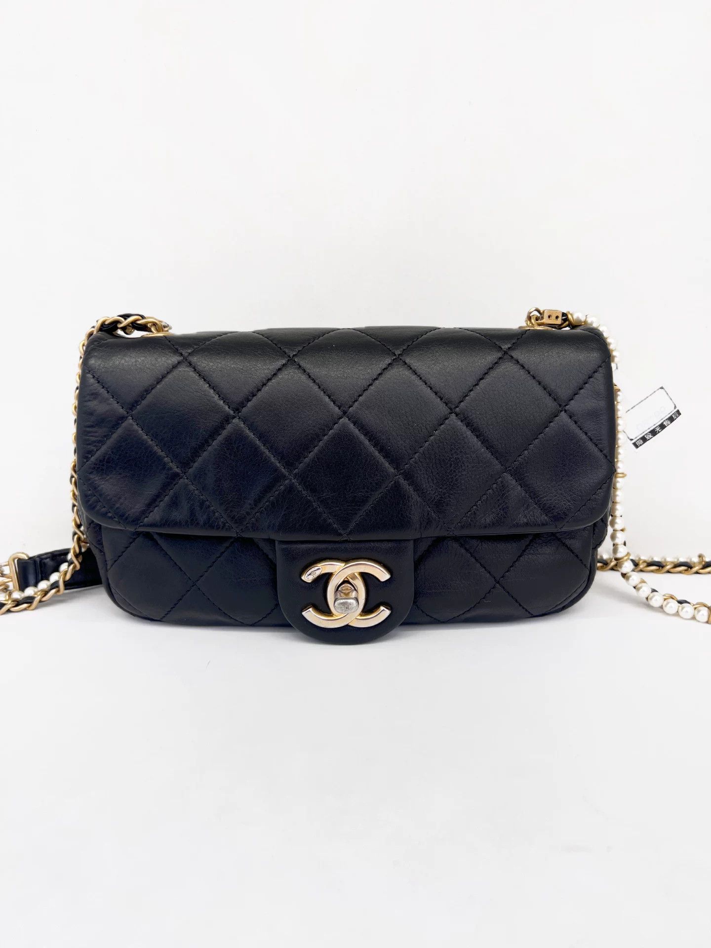 Chanel Pre-loved Bag Very good condition Size ONE SIZE - 1 Thumbnail