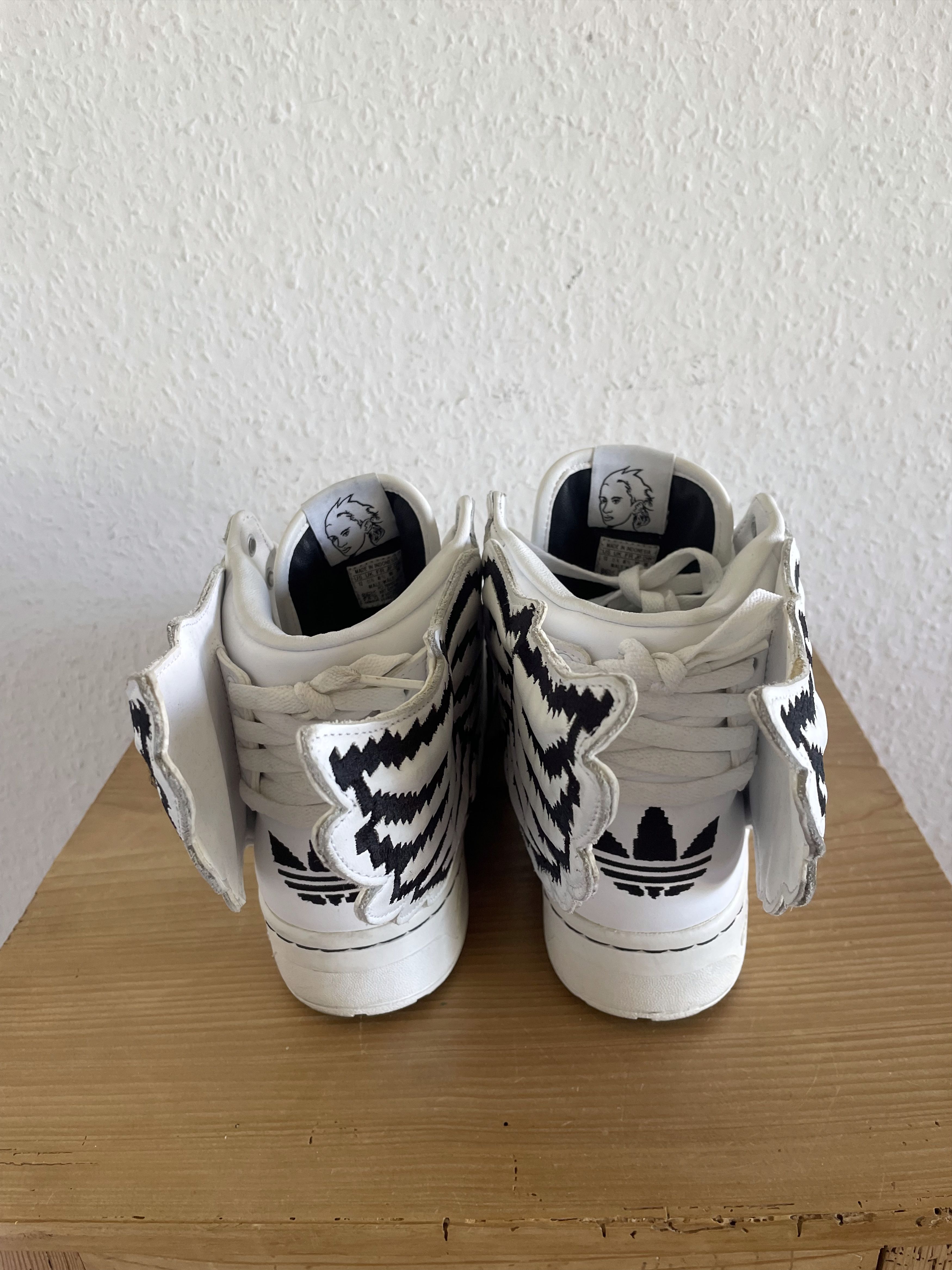 Adidas × Jeremy Scott JS Wings 2.0 Pixel Size US 12 / EU 45 - 6 Thumbnail