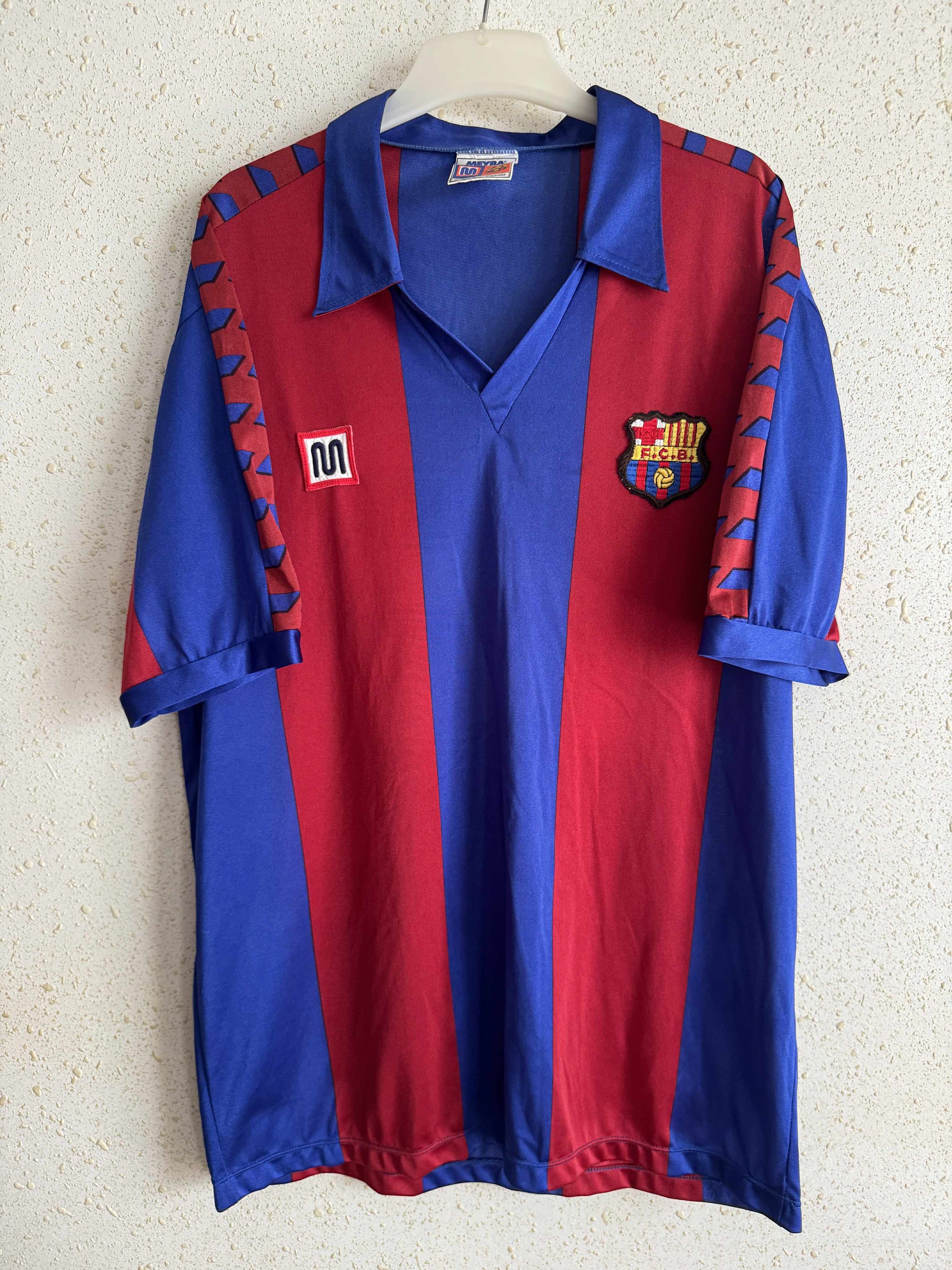 Vintage FC Barcelona 1983/84 Home Shirt Player Issue #16 MEYBA Size US XL / EU 56 / 4 - 1 Thumbnail