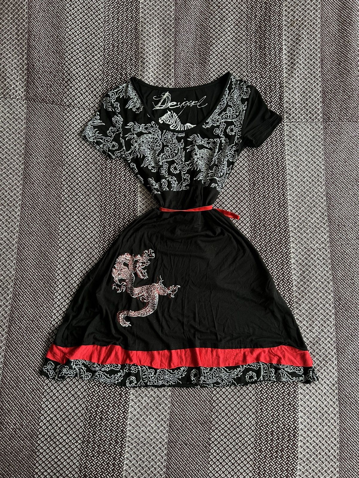 Desigual Vintage Desigual Tatoo Midi Dress Avantgarde Style Y2K Sz S Size S / US 4 / IT 40 - 1 Thumbnail