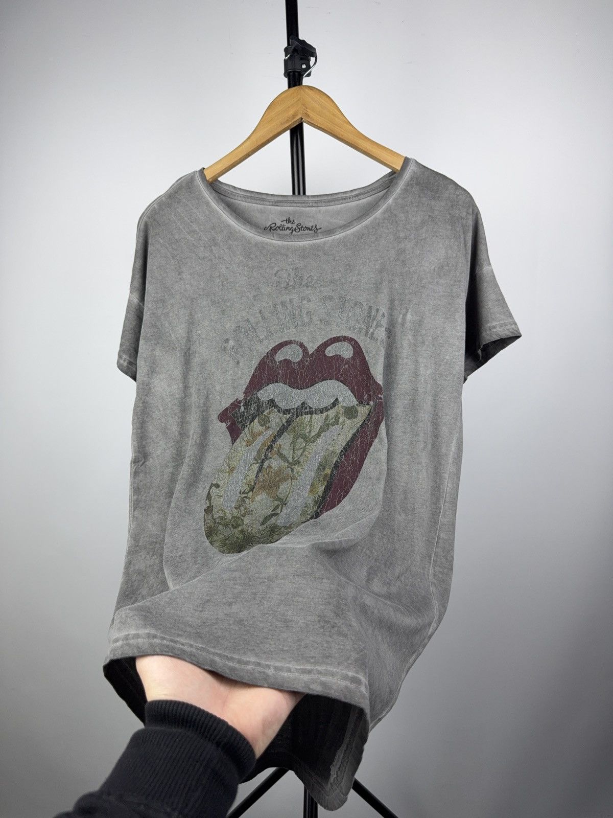 The Rolling Stones 2017 Faded The Rolling Stones Floral Tongue Graphic Long Tee Size M / US 6-8 / IT 42-44 - 5 Thumbnail